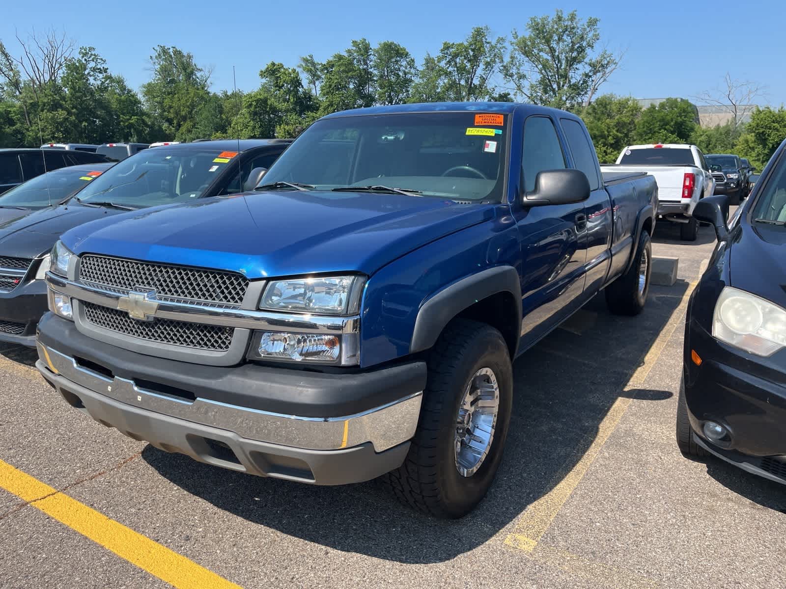 Thumbnail: 2003 Chevrolet Silverado 1500 - 3