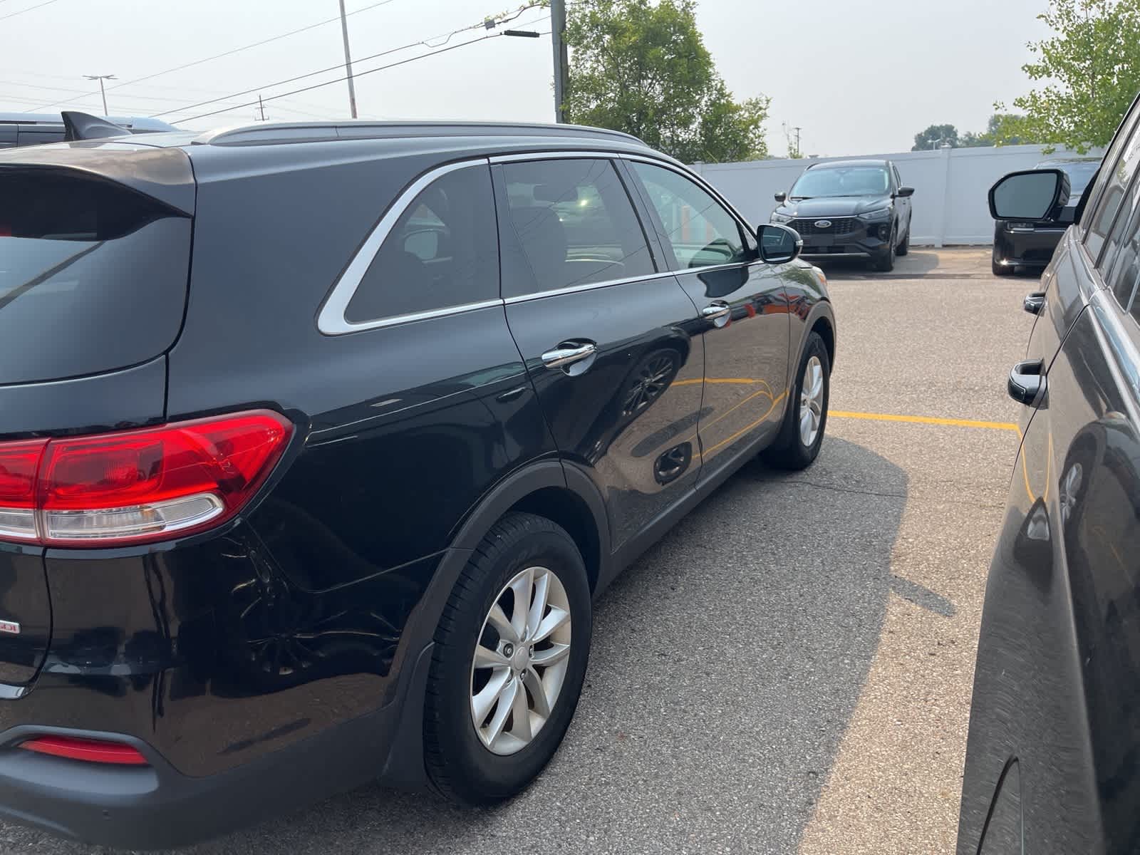 Thumbnail: 2016 Kia Sorento - 15