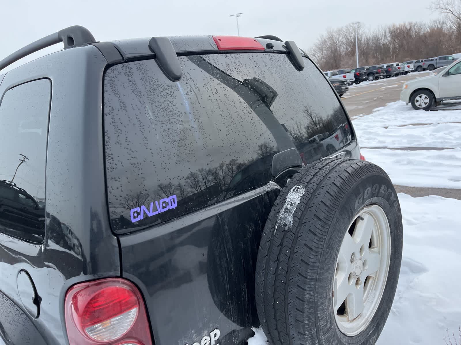 Thumbnail: 2006 Jeep Liberty - 11