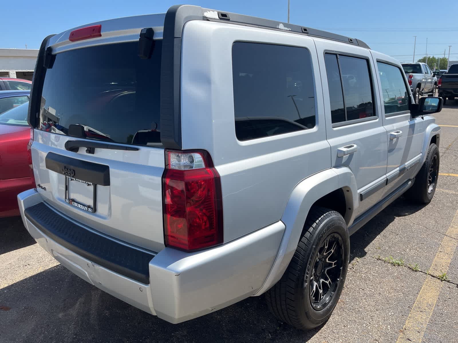 Thumbnail: 2007 Jeep Commander - 13