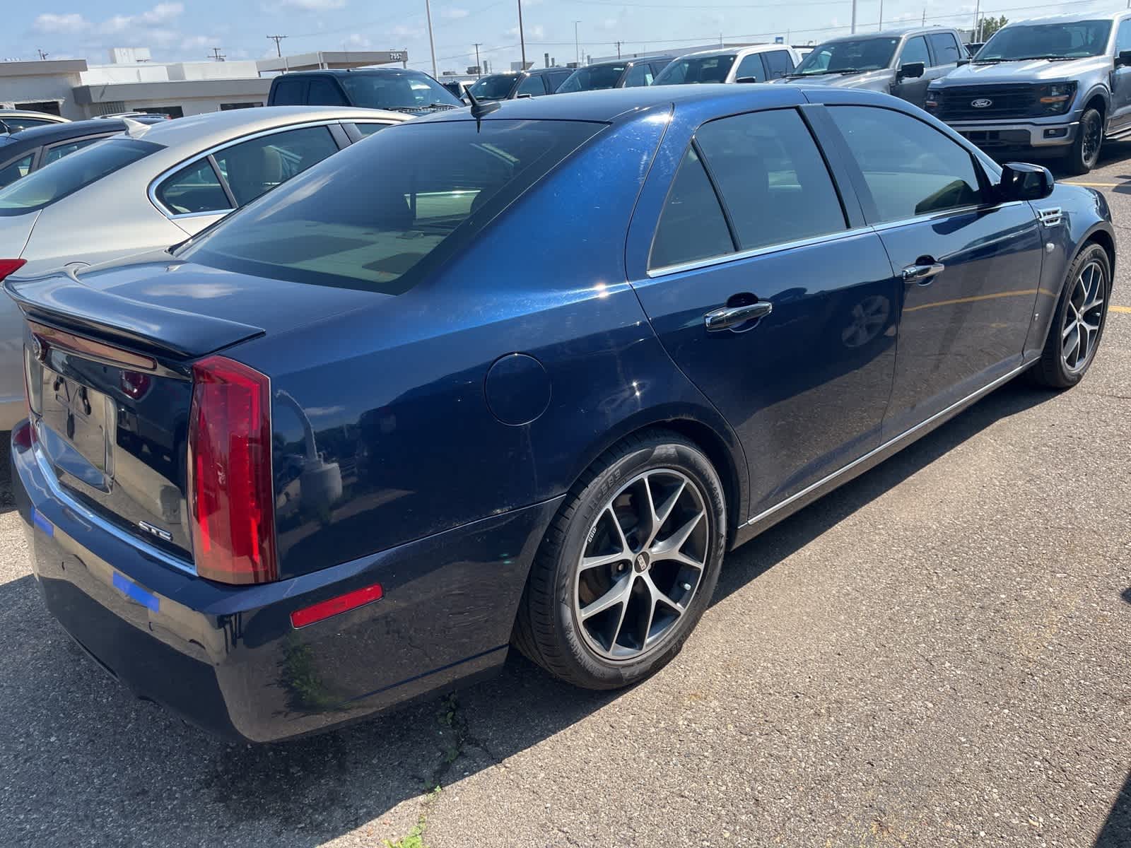 Thumbnail: 2008 Cadillac STS - 13