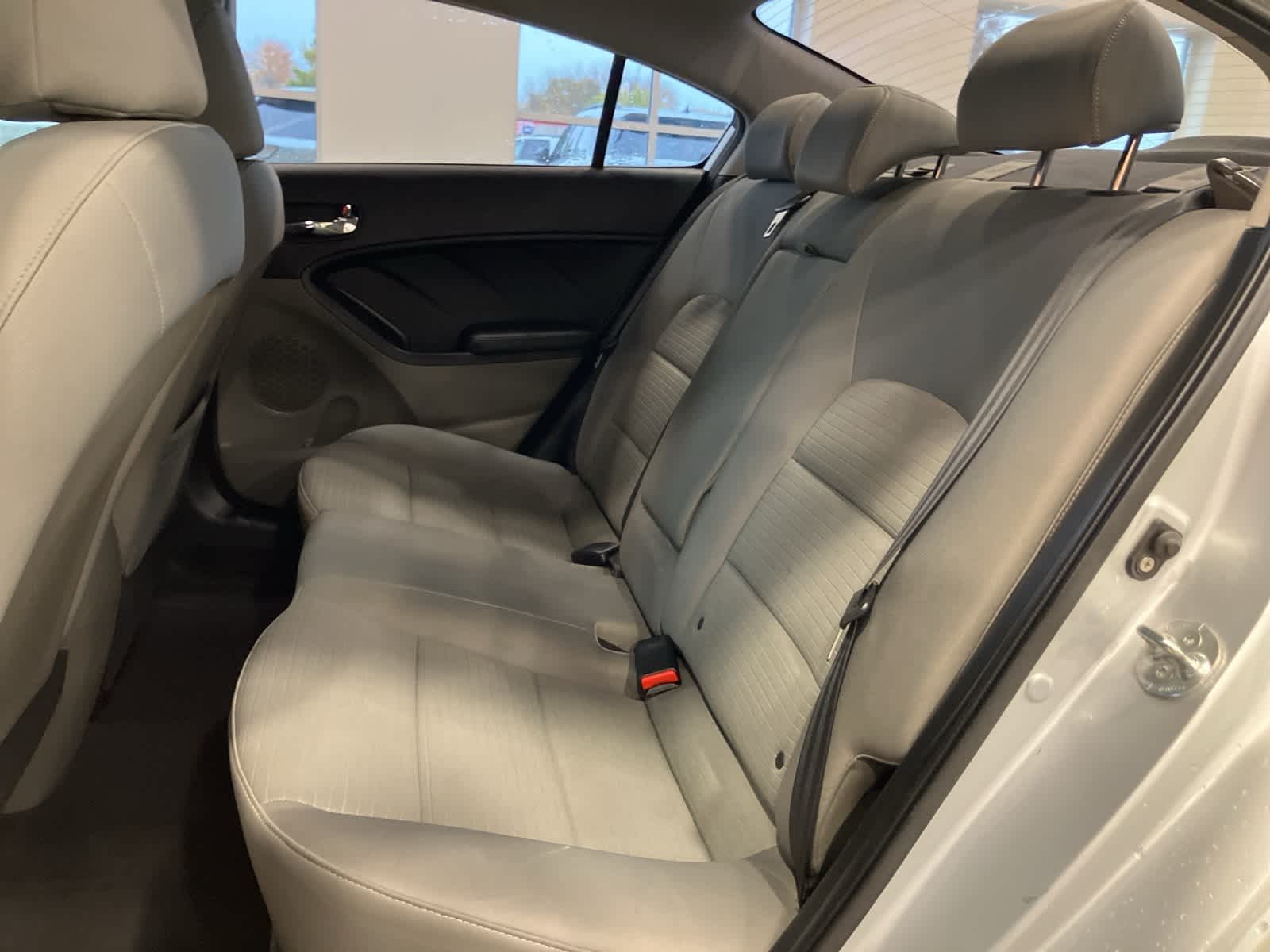 Thumbnail: 2014 Kia Forte - 21