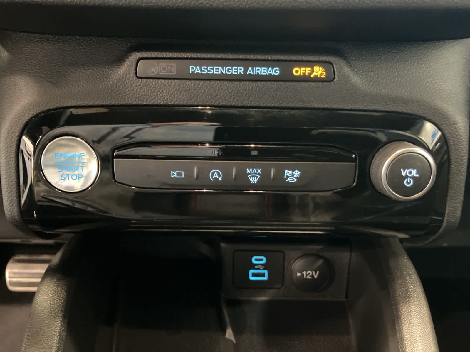 Thumbnail: 2023 Ford Escape - 21