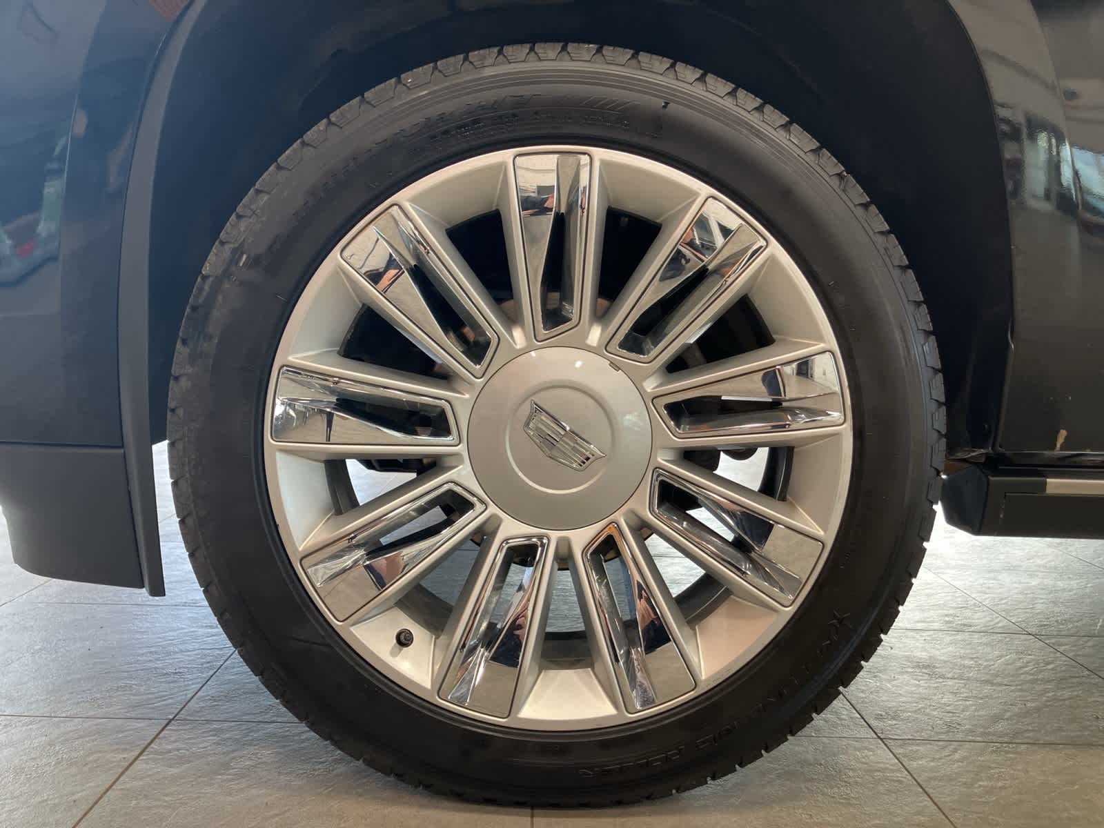 Thumbnail: 2019 Cadillac Escalade - 9