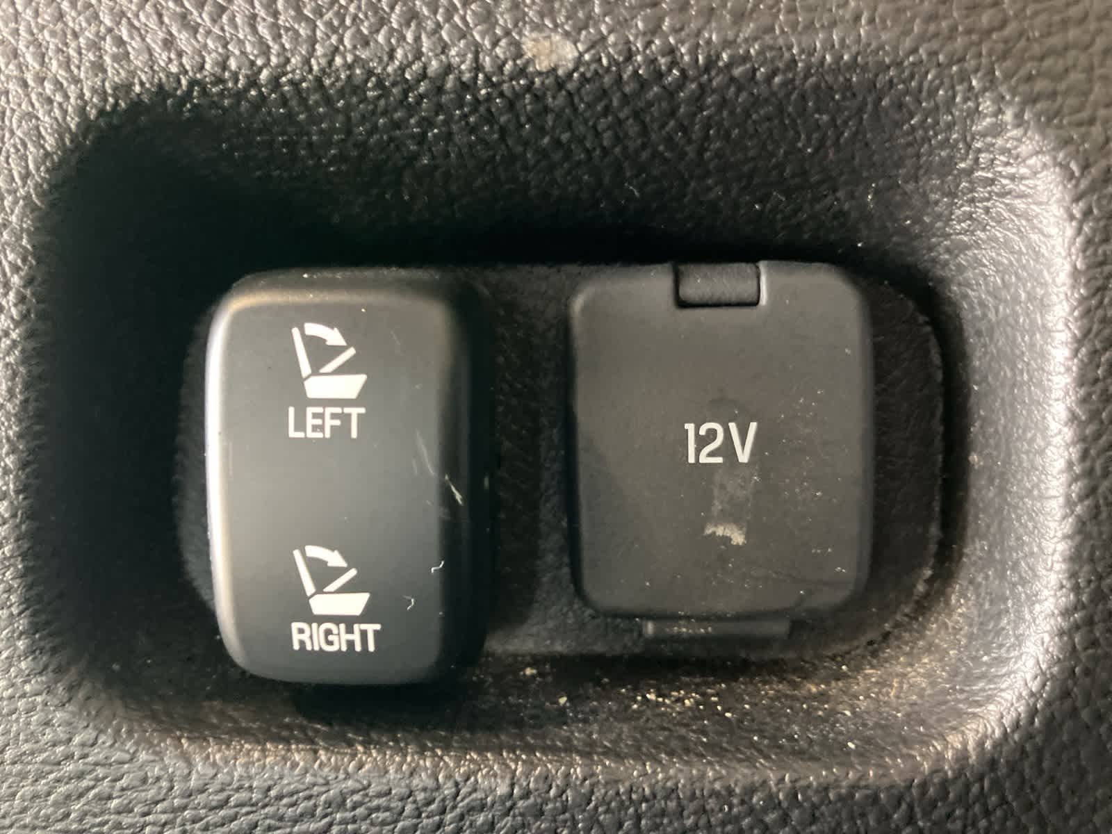 Thumbnail: 2024 Ford Edge - 28