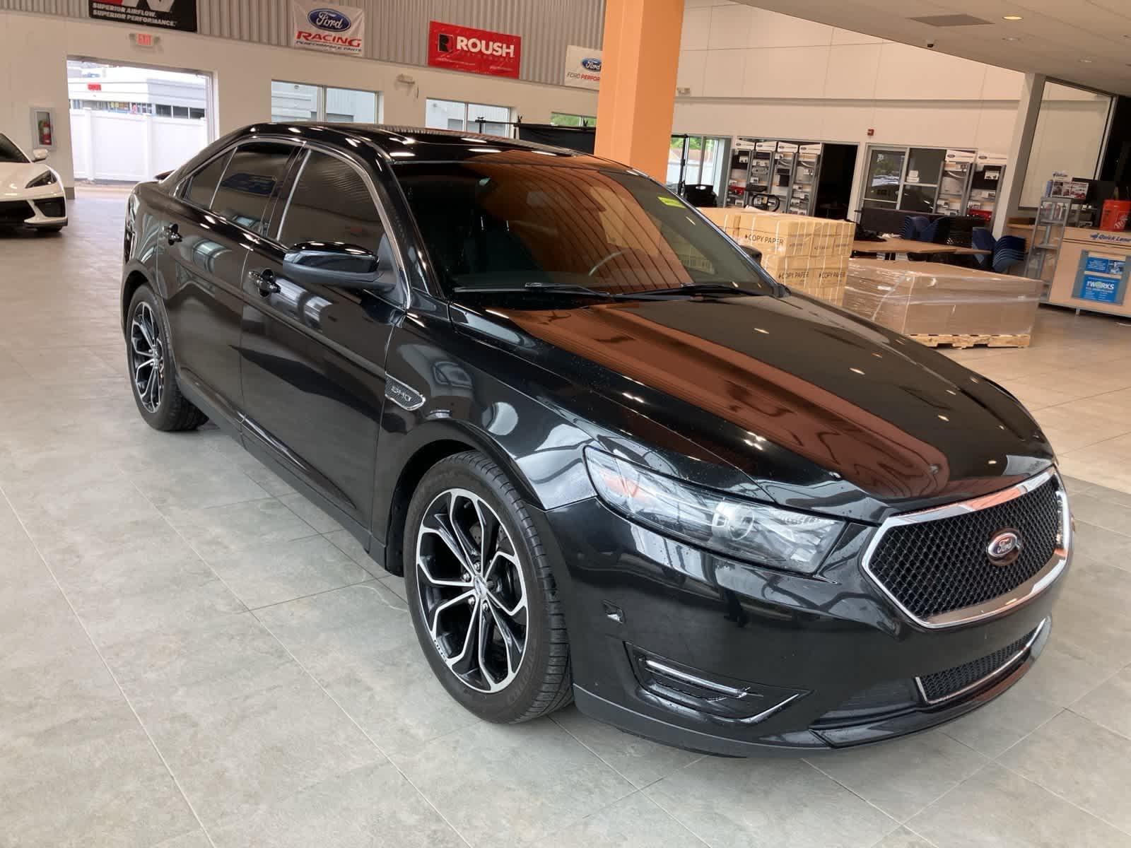 Thumbnail: 2013 Ford Taurus - 3