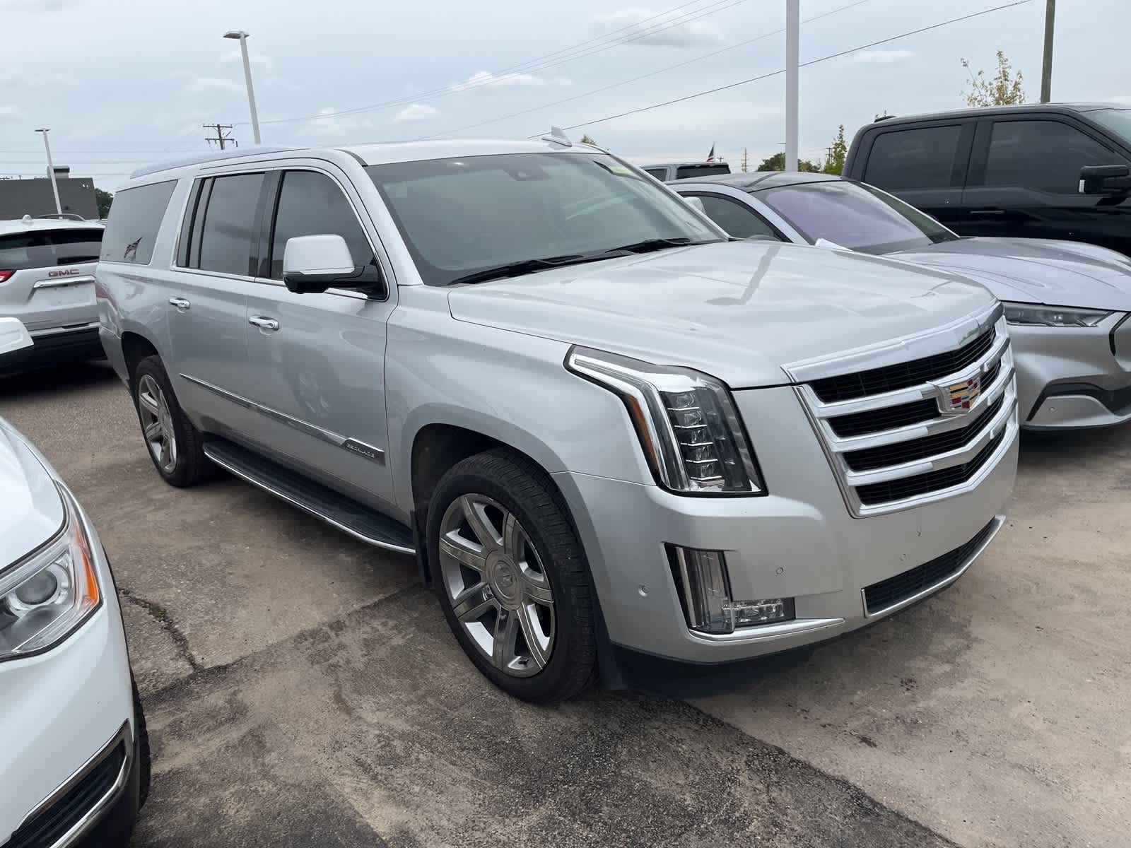 Thumbnail: 2020 Cadillac Escalade - 18