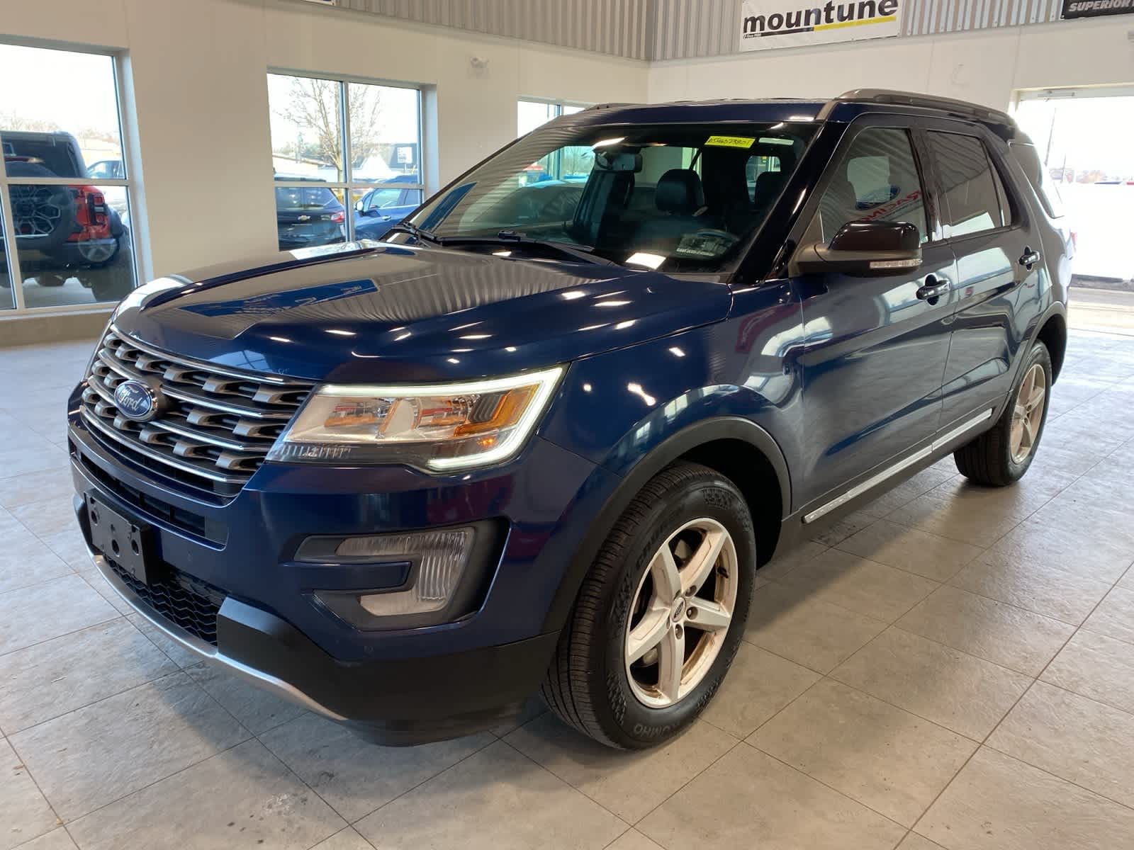 2017 Ford Explorer XLT -
                  Sterling Heights, MI