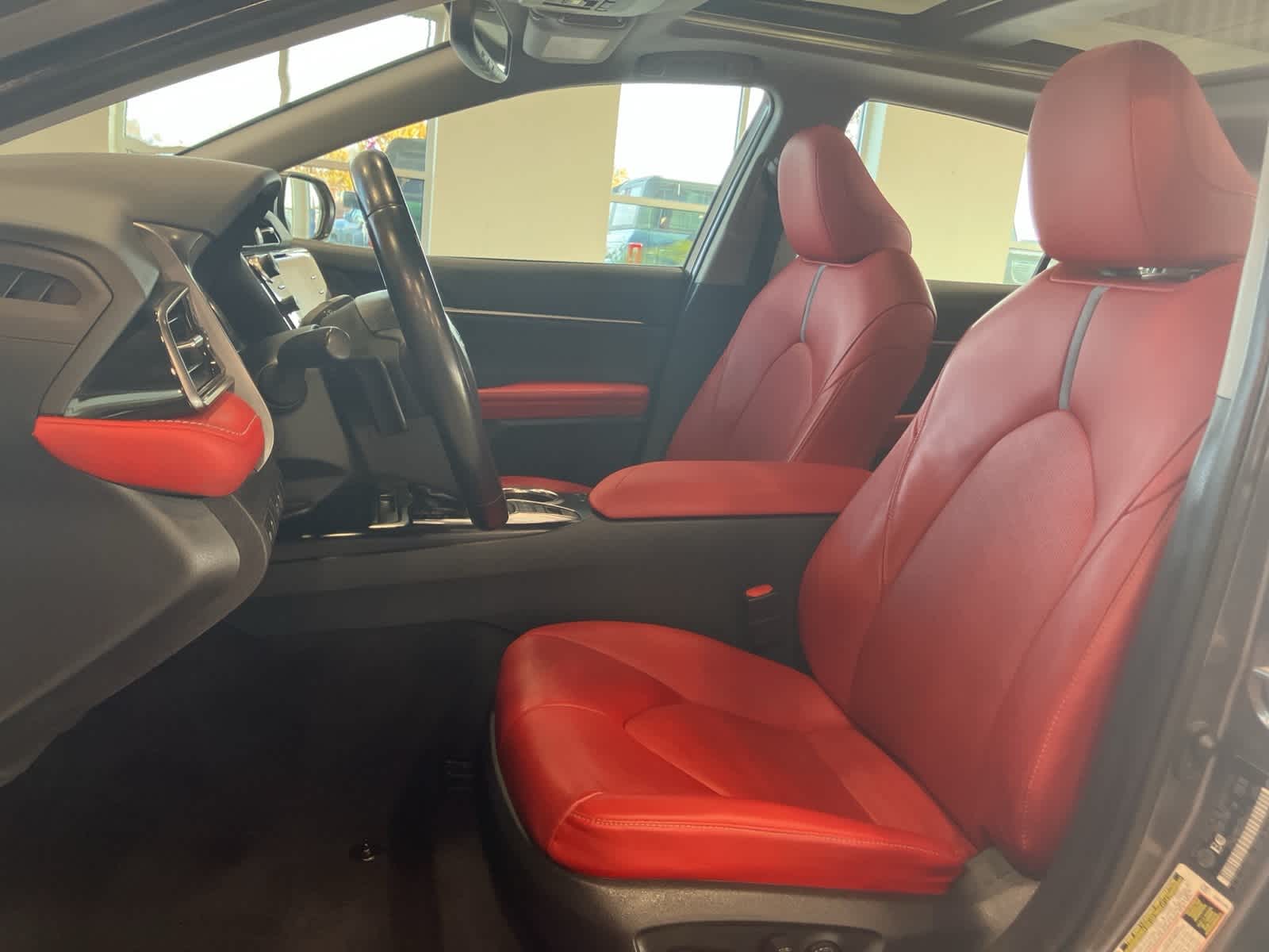 Thumbnail: 2019 Toyota Camry - 12