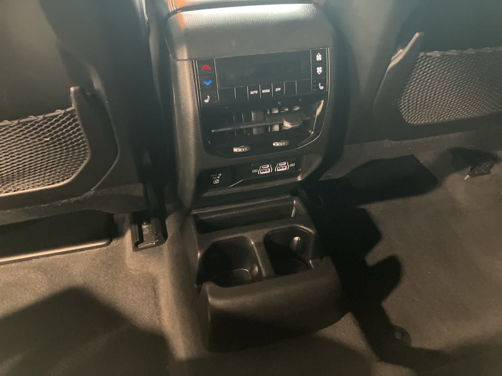 Thumbnail: 2021 Jeep Grand Cherokee L - 25