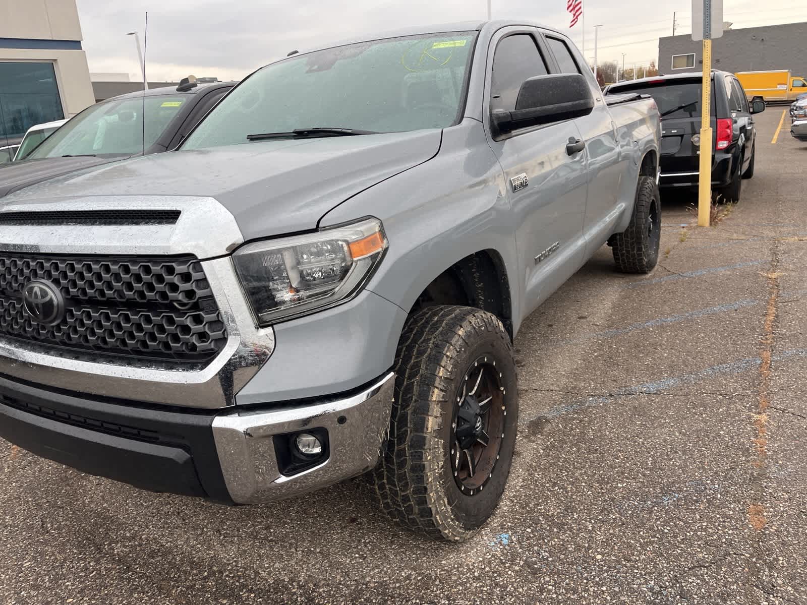Thumbnail: 2018 Toyota Tundra - 4
