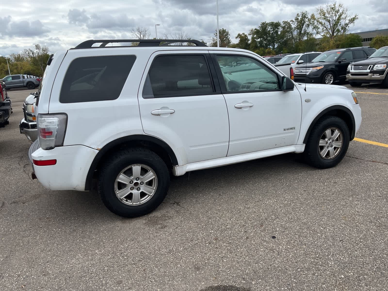 Thumbnail: 2008 Mercury Mariner - 14