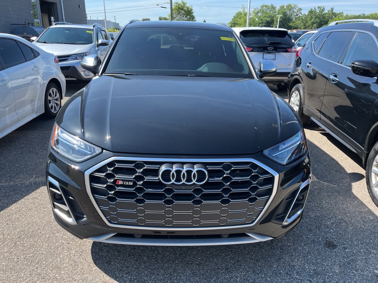 Thumbnail: 2021 Audi SQ5 - 20