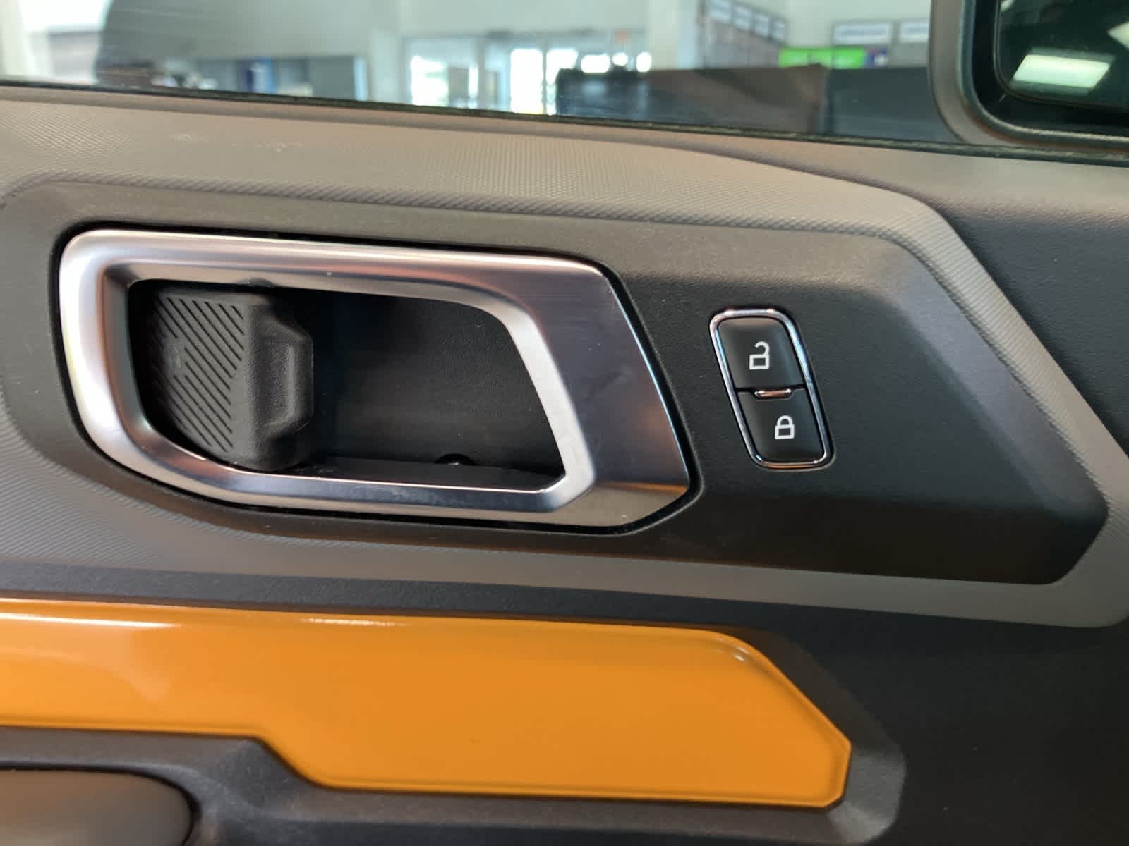 Thumbnail: 2022 Ford Bronco - 14