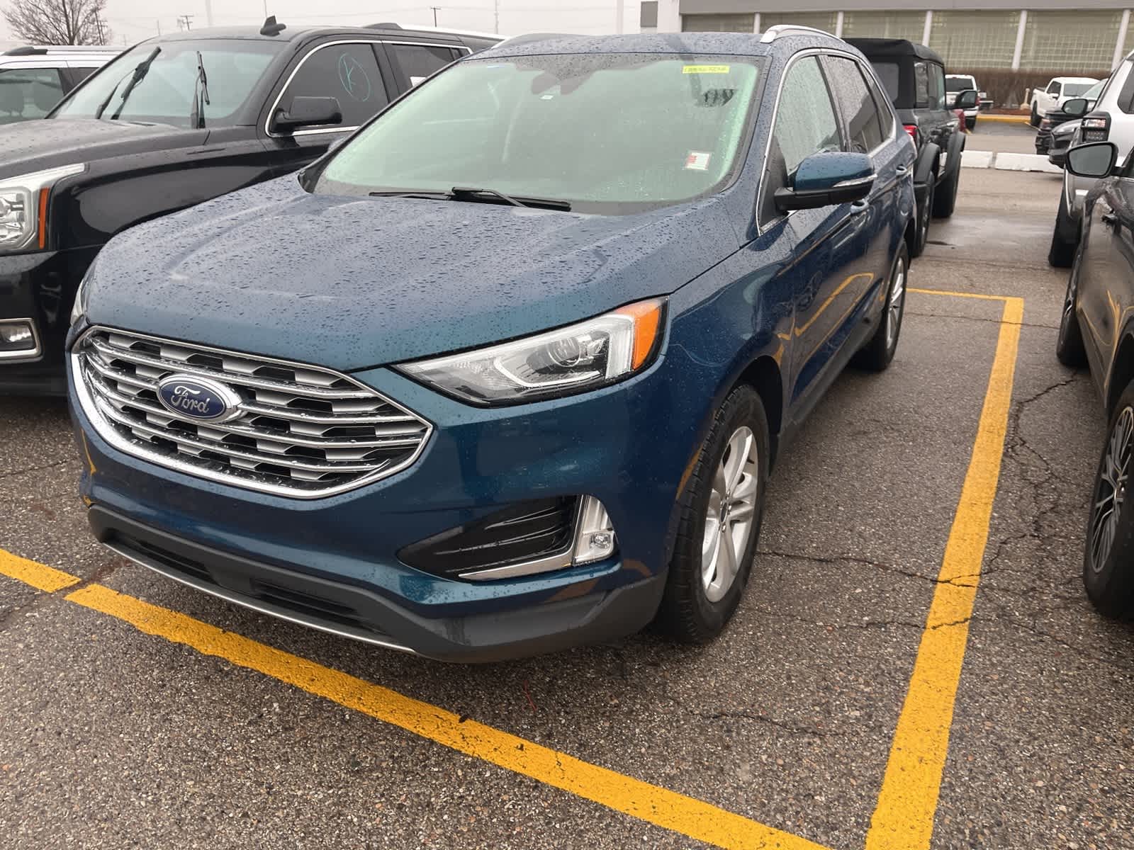 Thumbnail: 2020 Ford Edge - 2