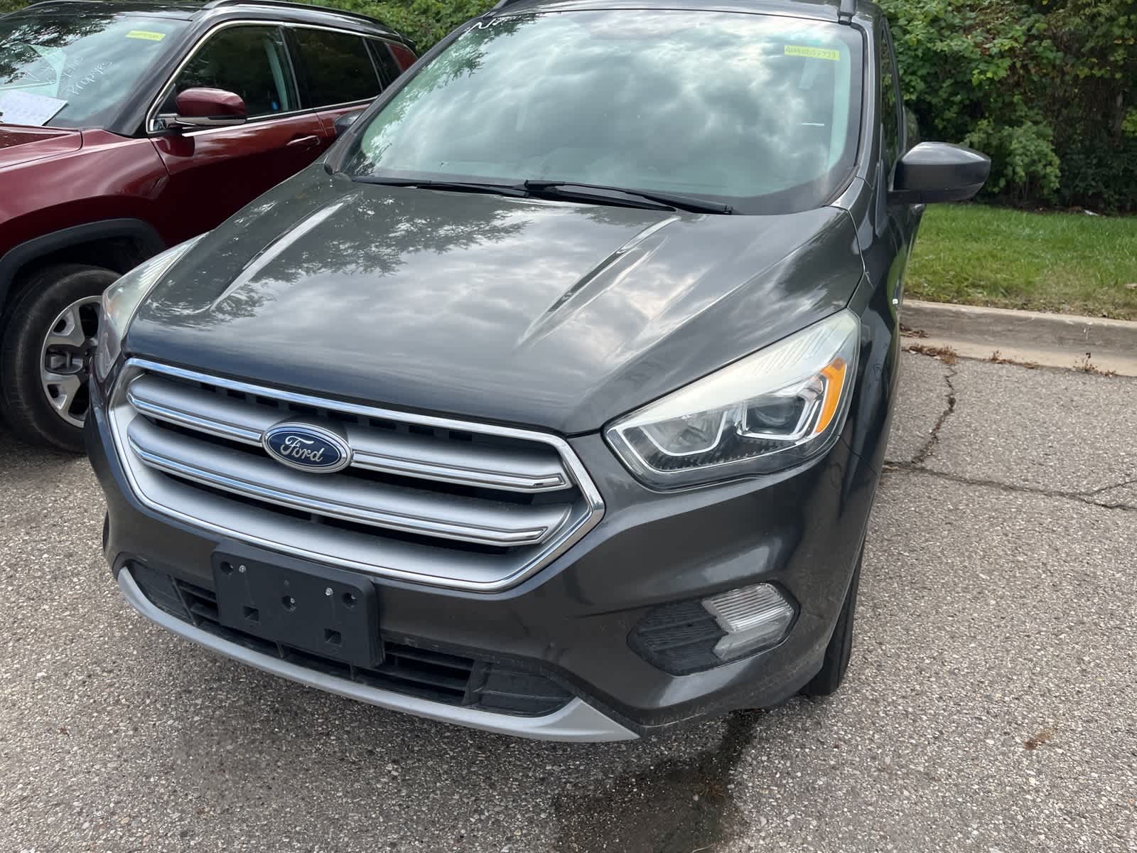 Thumbnail: 2017 Ford Escape - 3