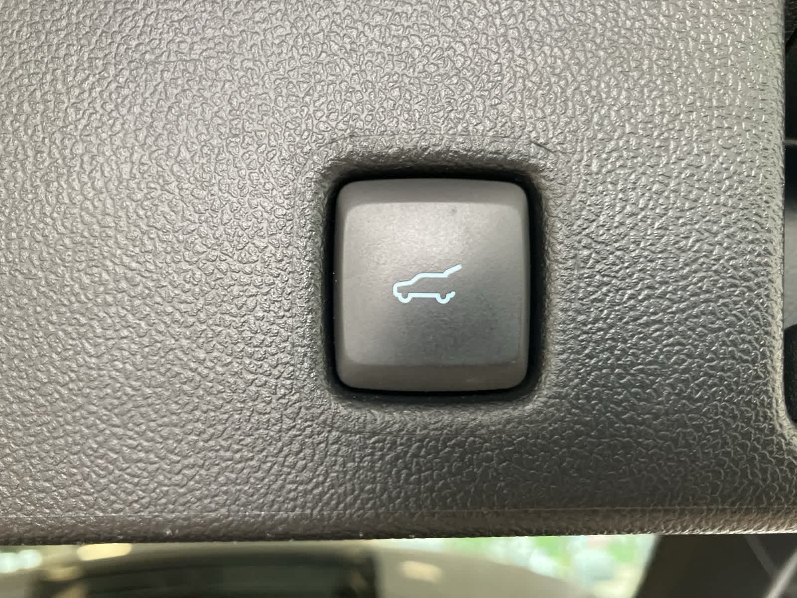 Thumbnail: 2022 Ford Escape - 25