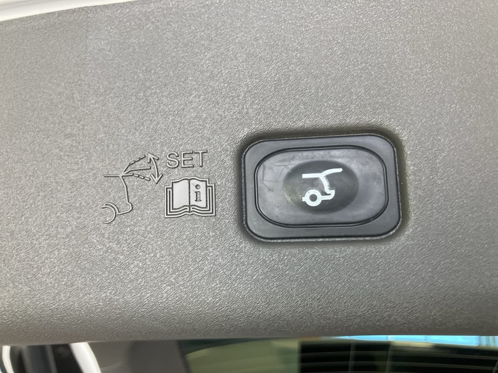 Thumbnail: 2024 Lincoln Nautilus - 36