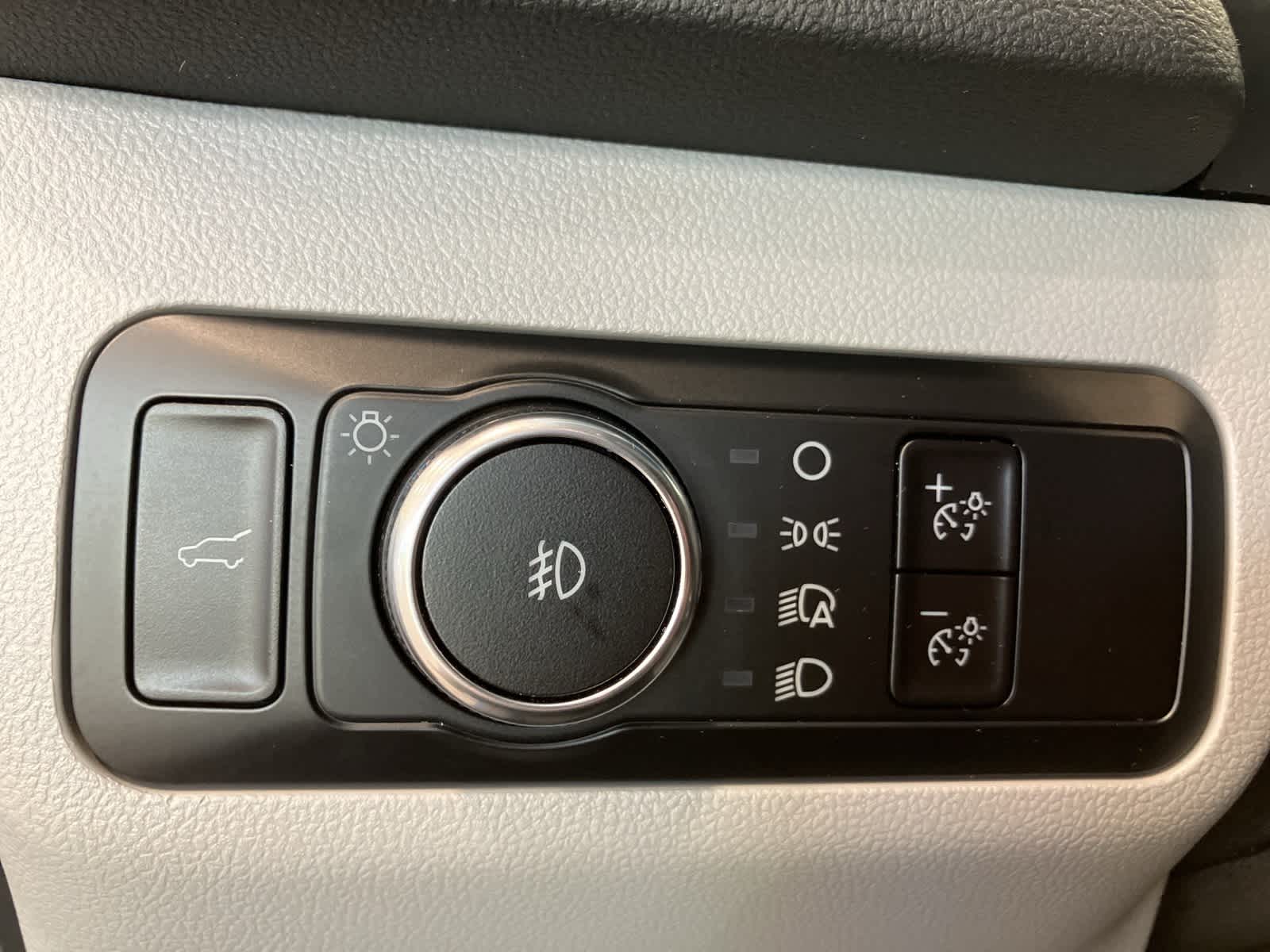 Thumbnail: 2023 Ford Escape - 15