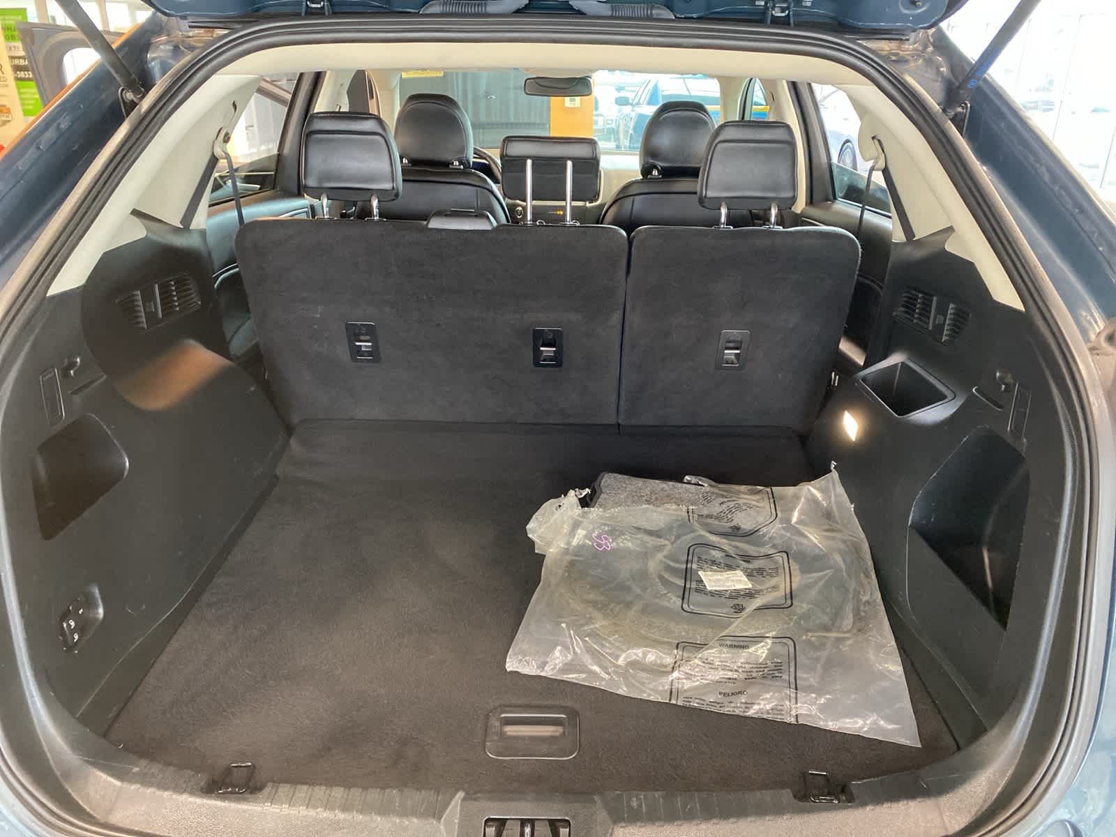 Thumbnail: 2019 Ford Edge - 29