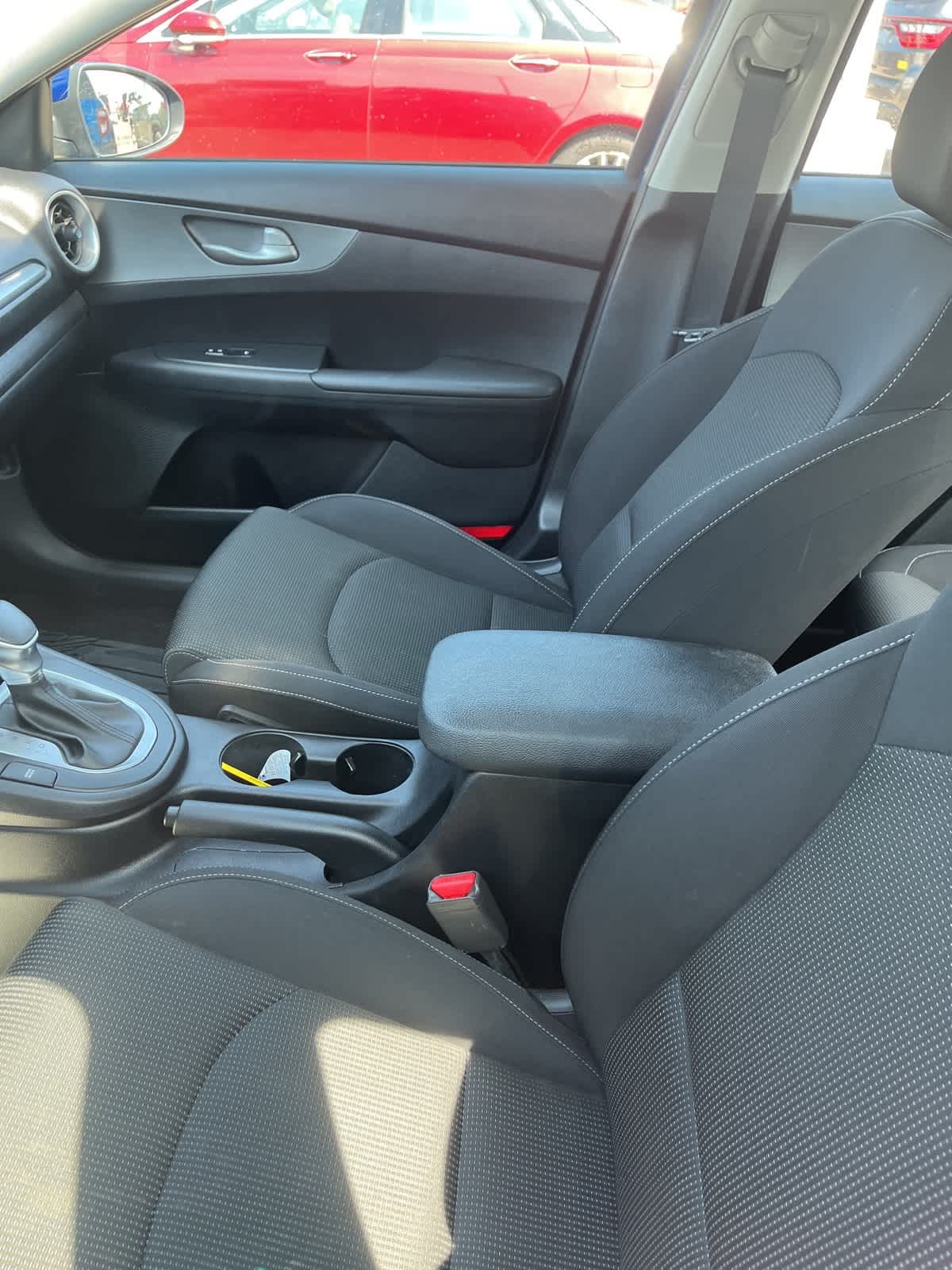 Thumbnail: 2019 Kia Forte - 11