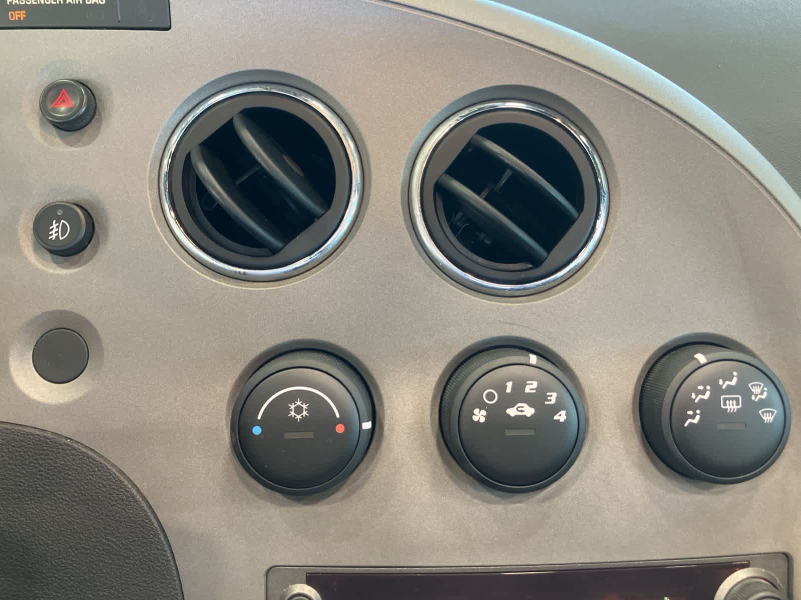 Thumbnail: 2007 Pontiac Solstice - 15