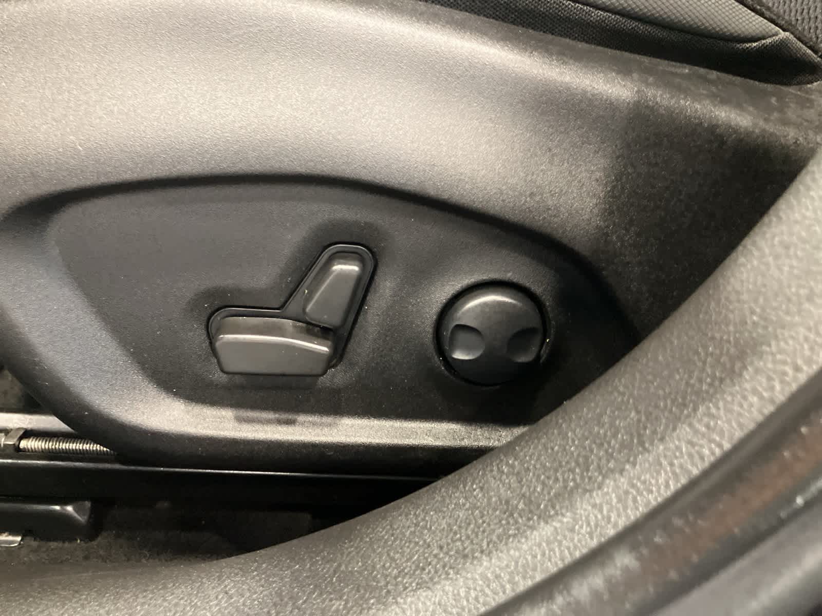 Thumbnail: 2022 Jeep Renegade - 11