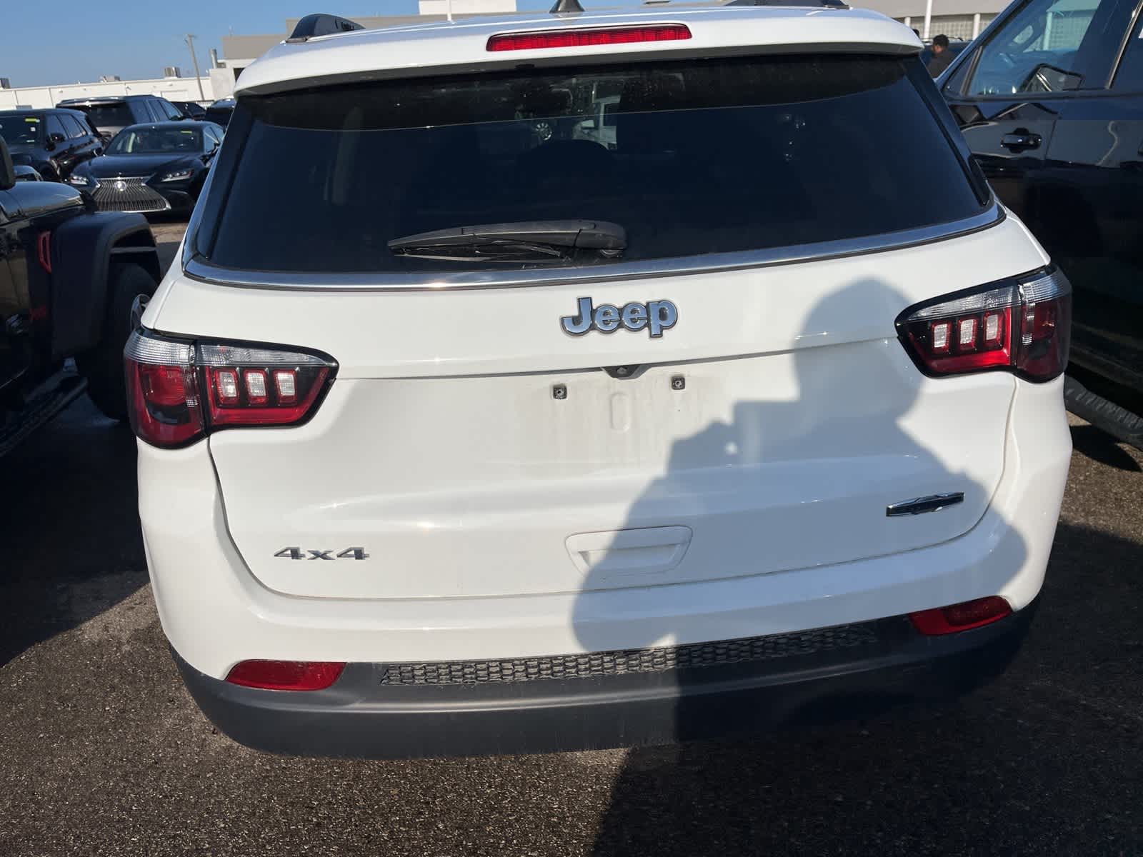 Thumbnail: 2022 Jeep Compass - 13