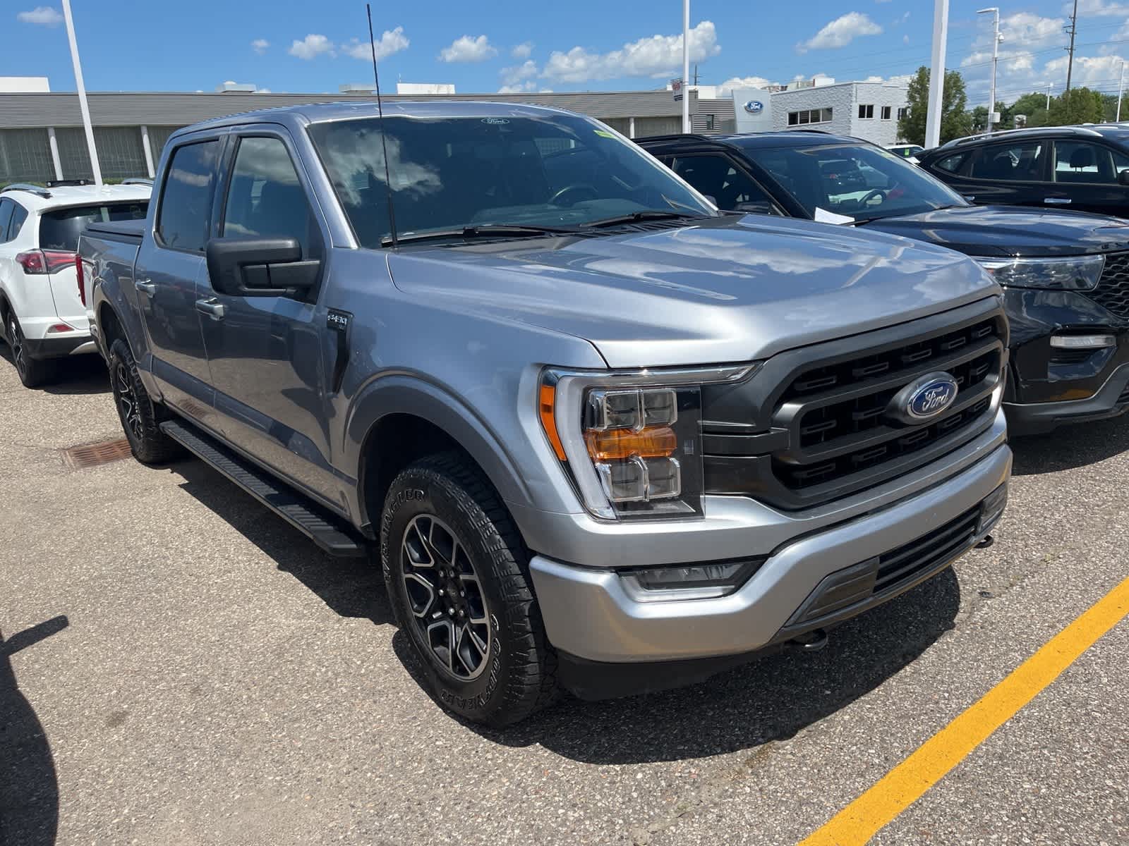 Thumbnail: 2021 Ford F-150 - 21