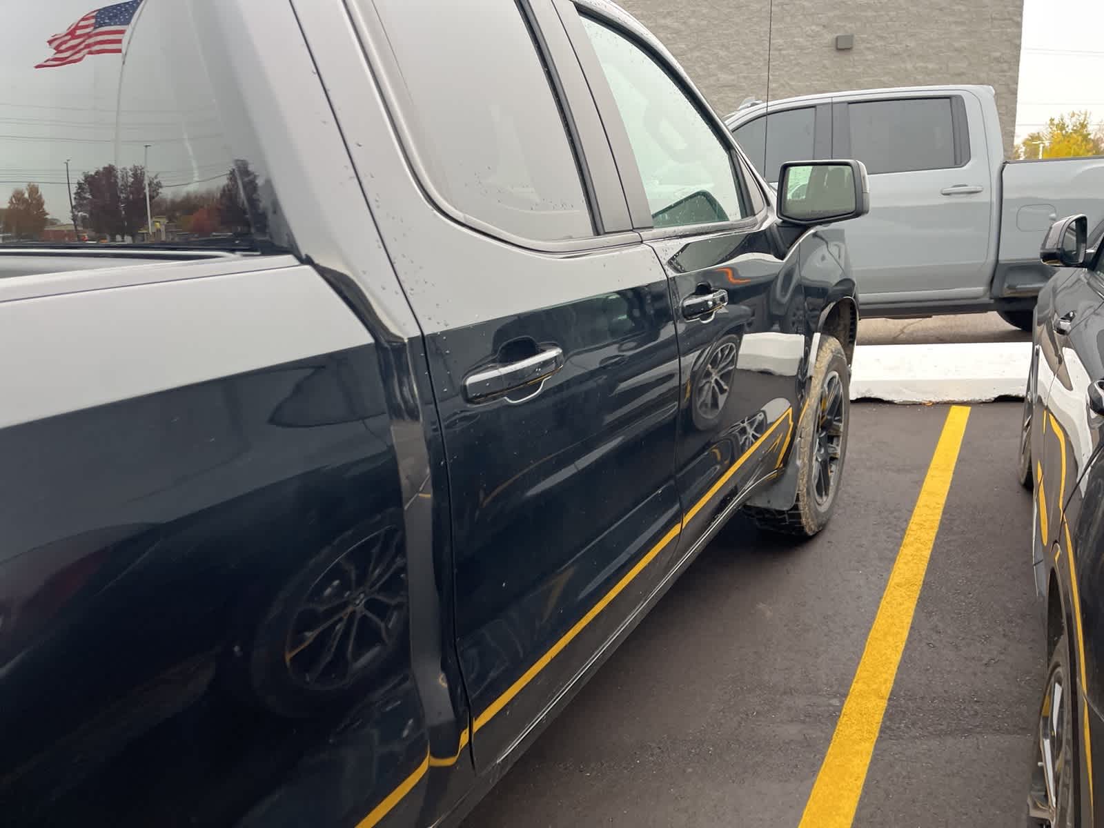 Thumbnail: 2024 Chevrolet Silverado 1500 - 18