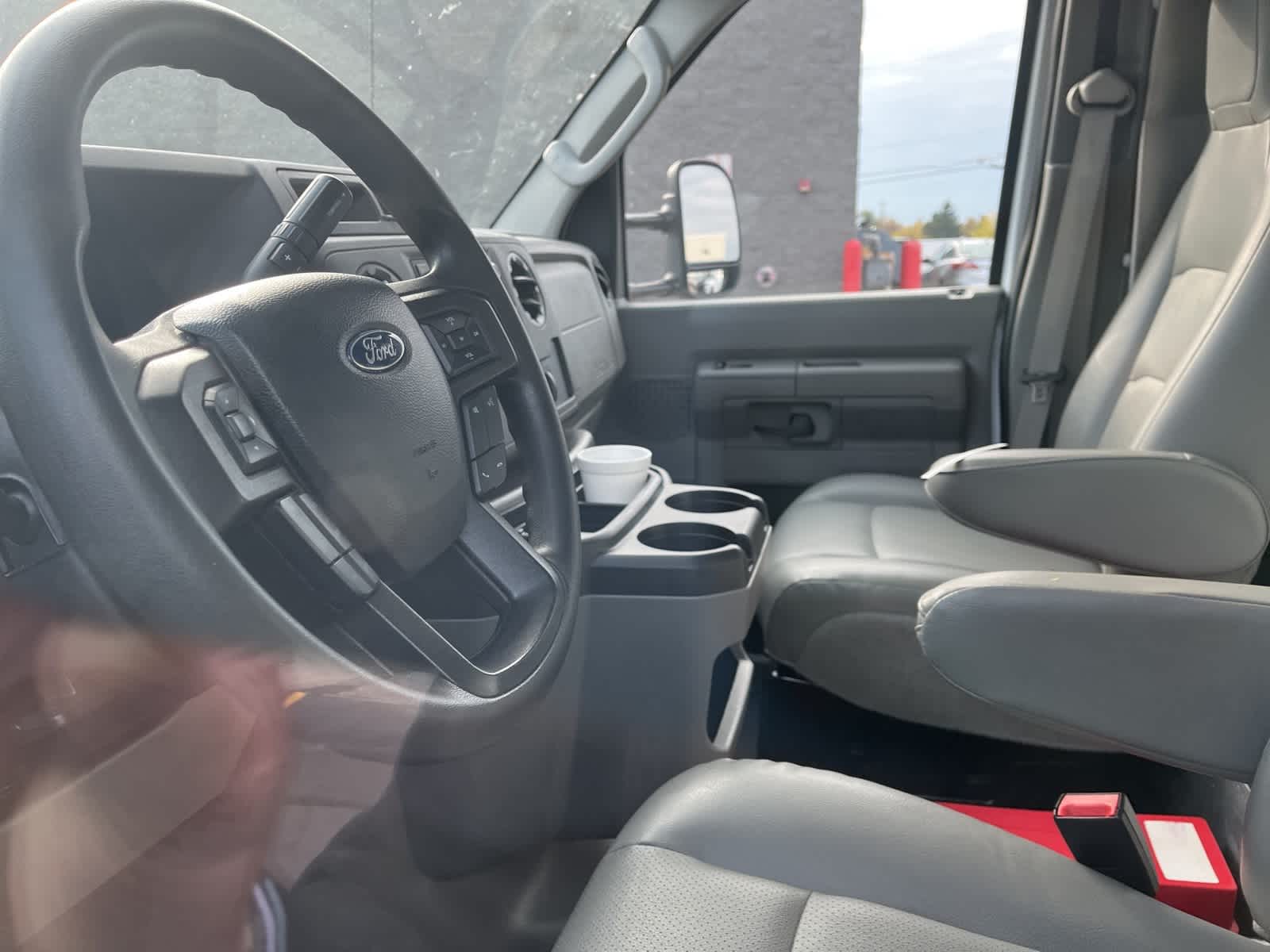 Thumbnail: 2024 Ford Econoline - 33