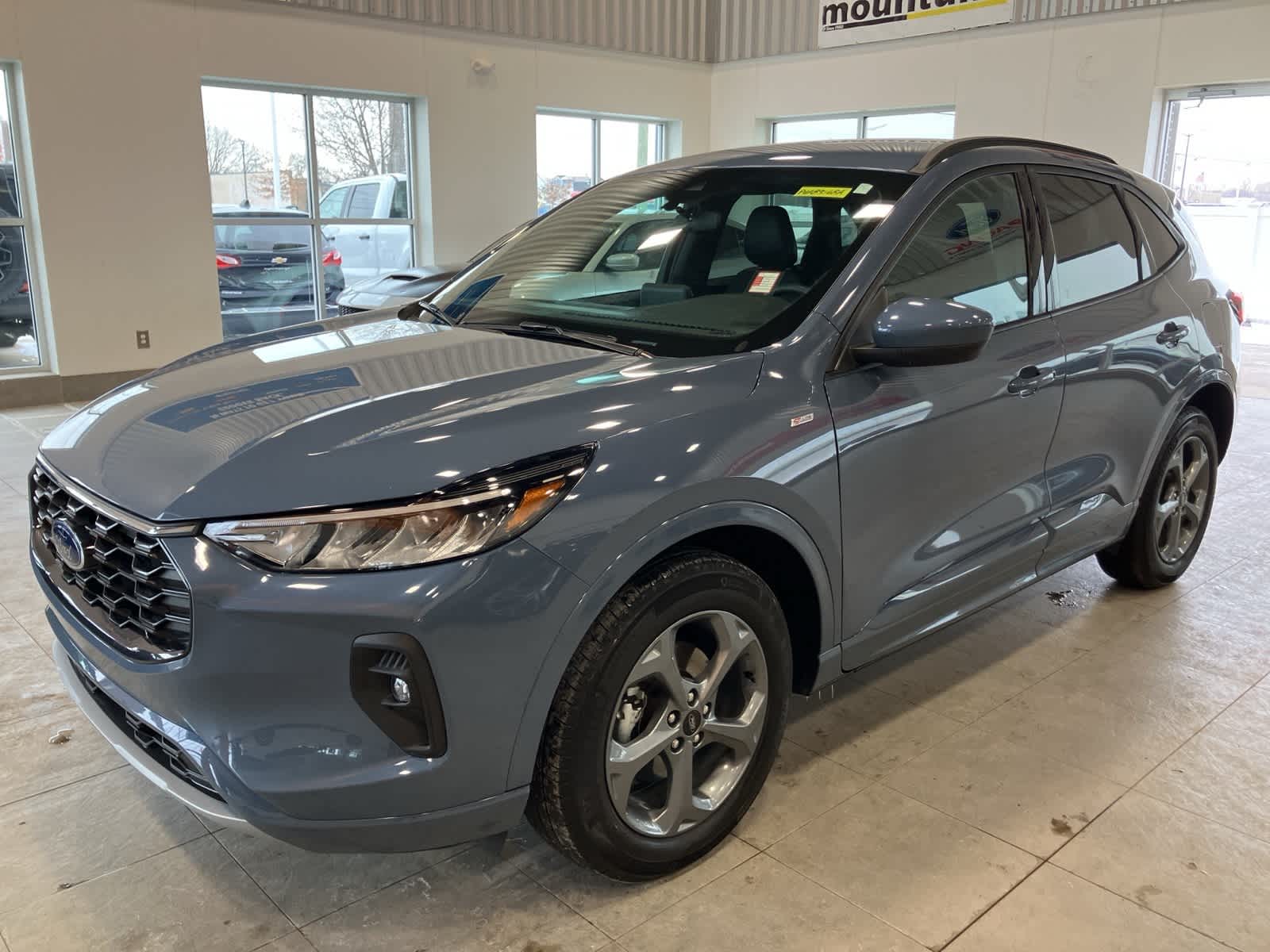 Thumbnail: 2023 Ford Escape - 1