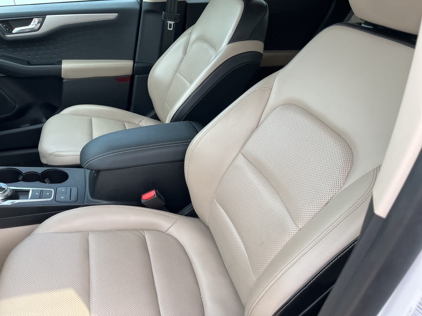 Thumbnail: 2020 Ford Escape - 20