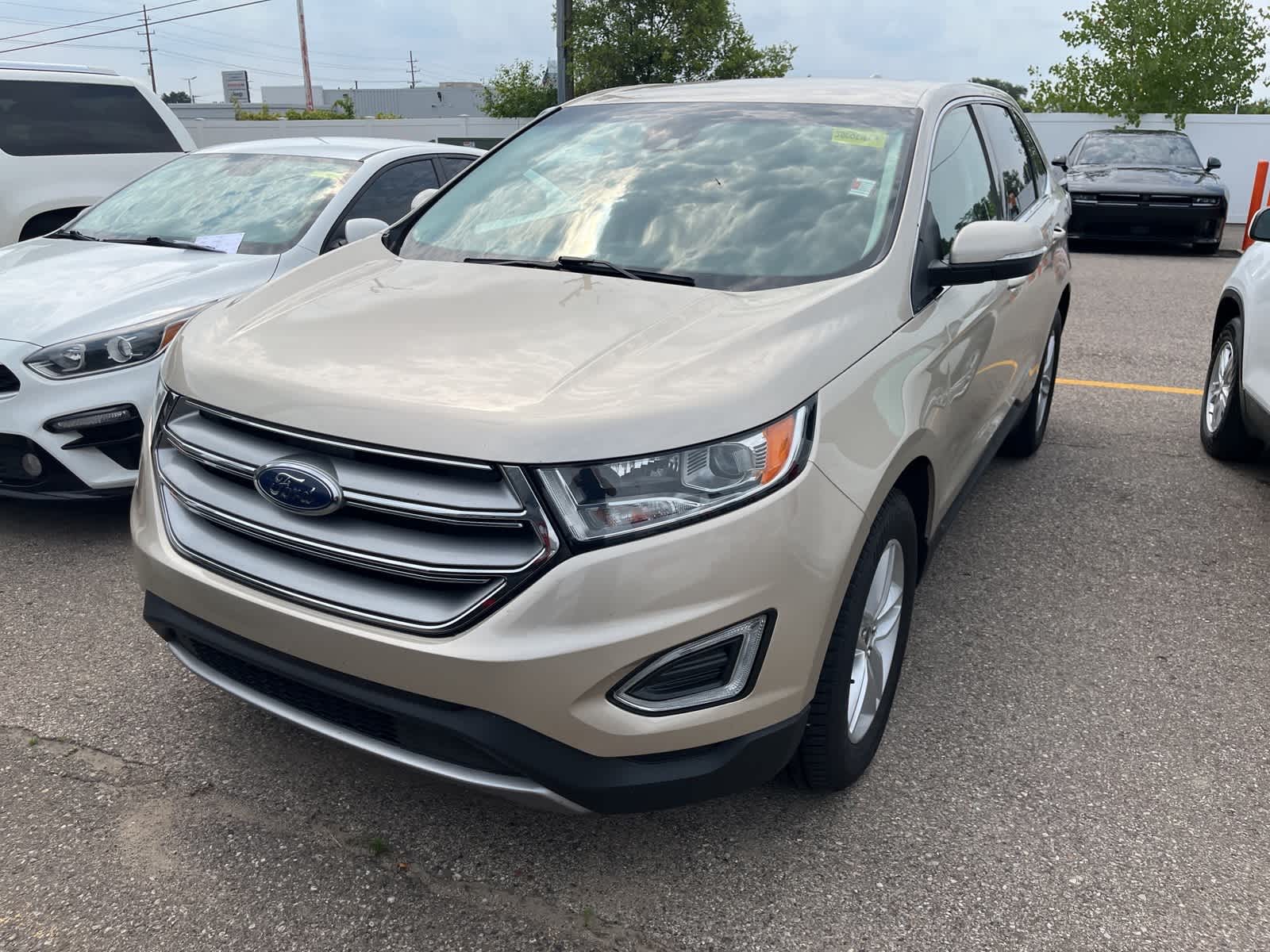 Thumbnail: 2018 Ford Edge - 3