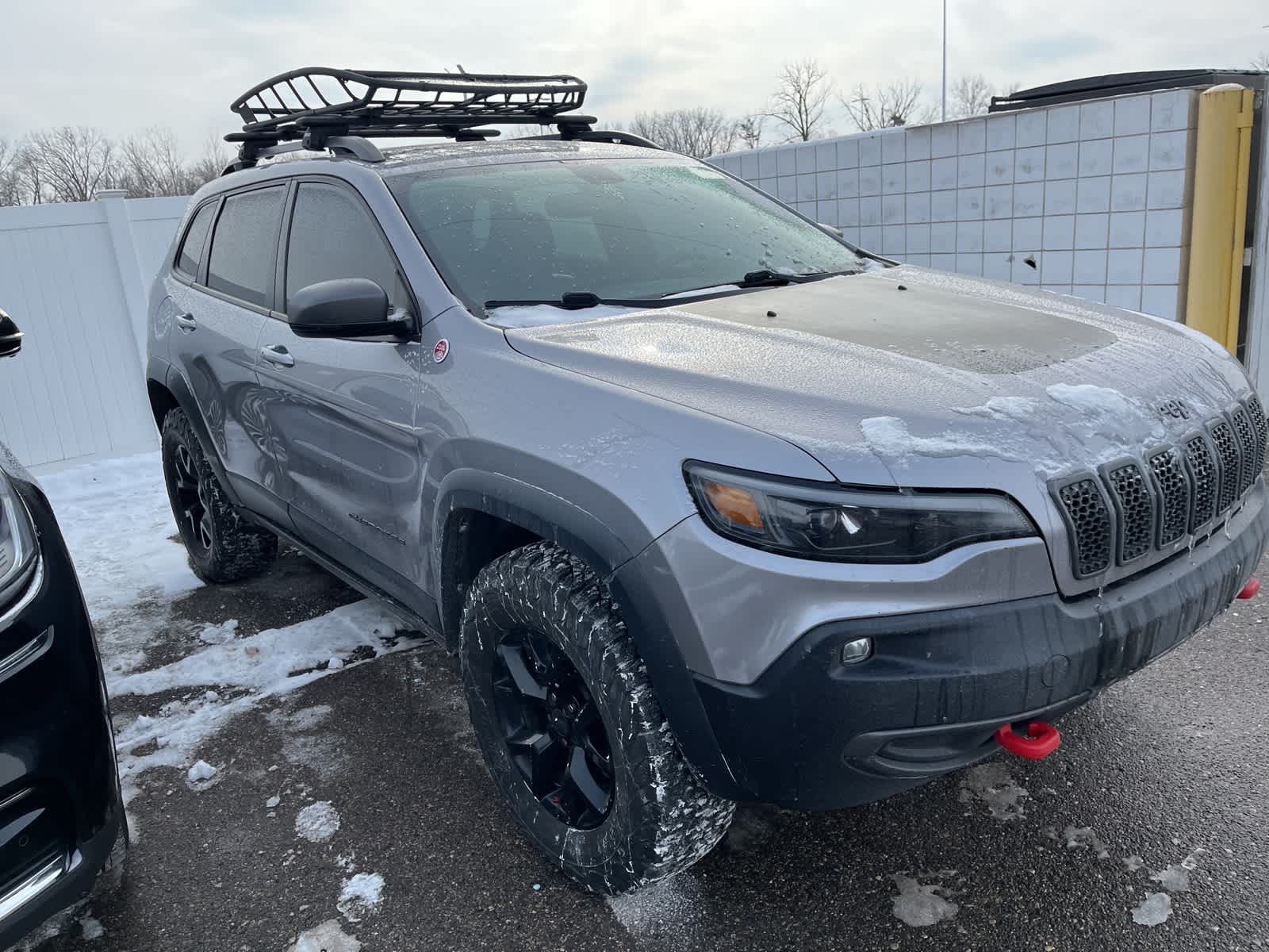 Thumbnail: 2020 Jeep Cherokee - 17