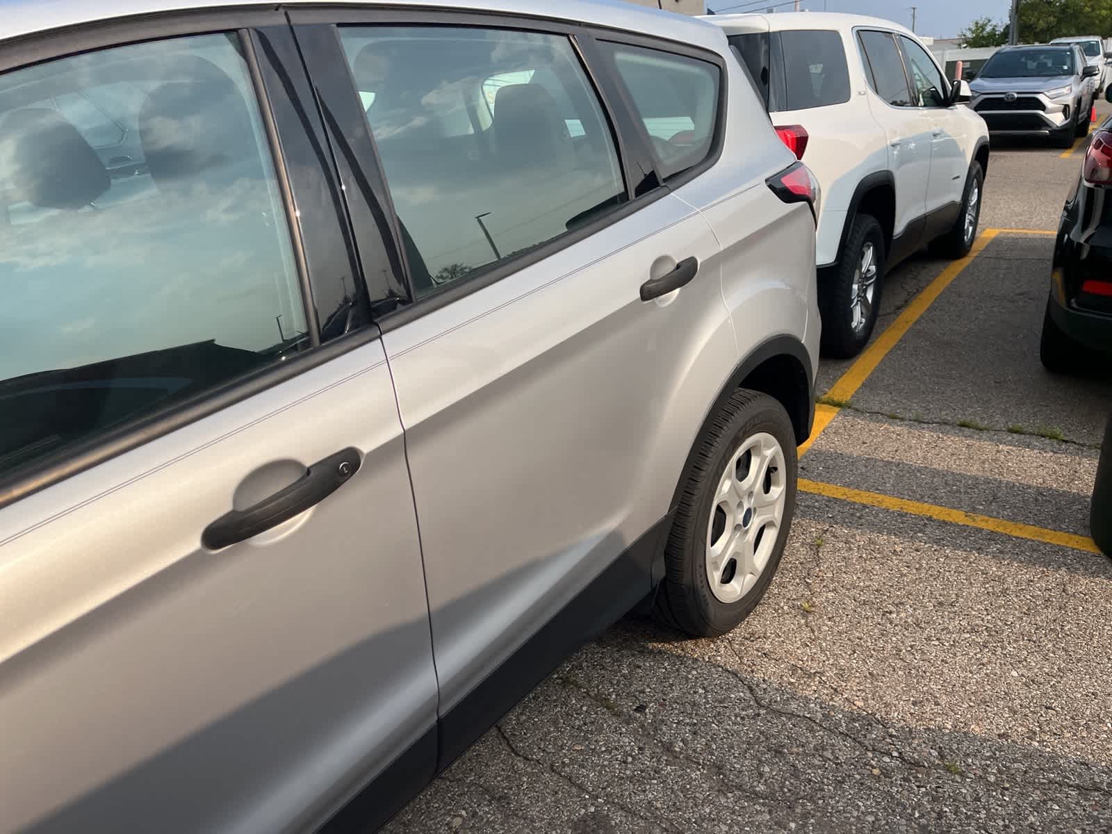 Thumbnail: 2017 Ford Escape - 8