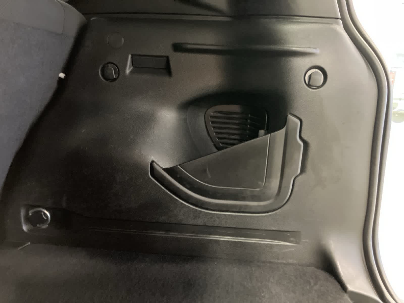 Thumbnail: 2023 Jeep Renegade - 28