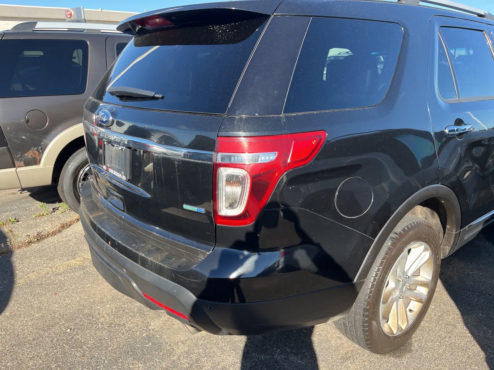 Thumbnail: 2013 Ford Explorer - 11