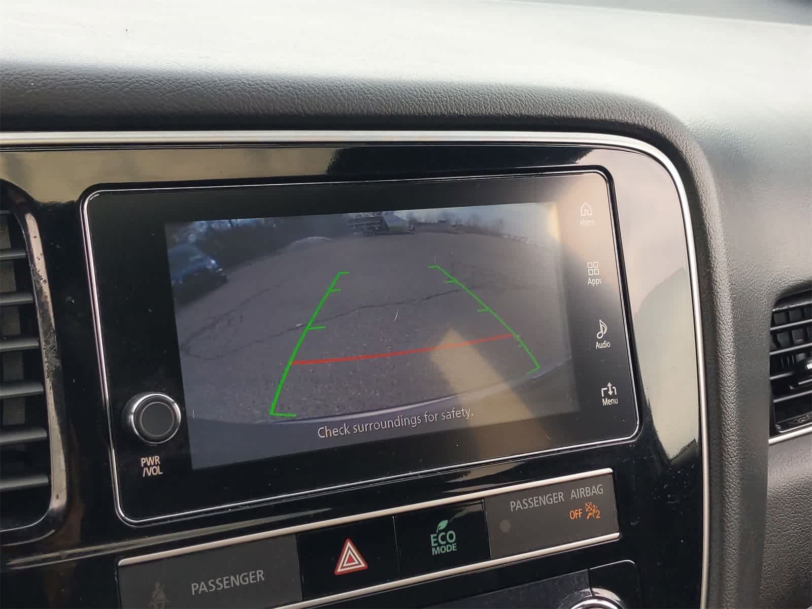 2019 Mitsubishi Outlander LE 29