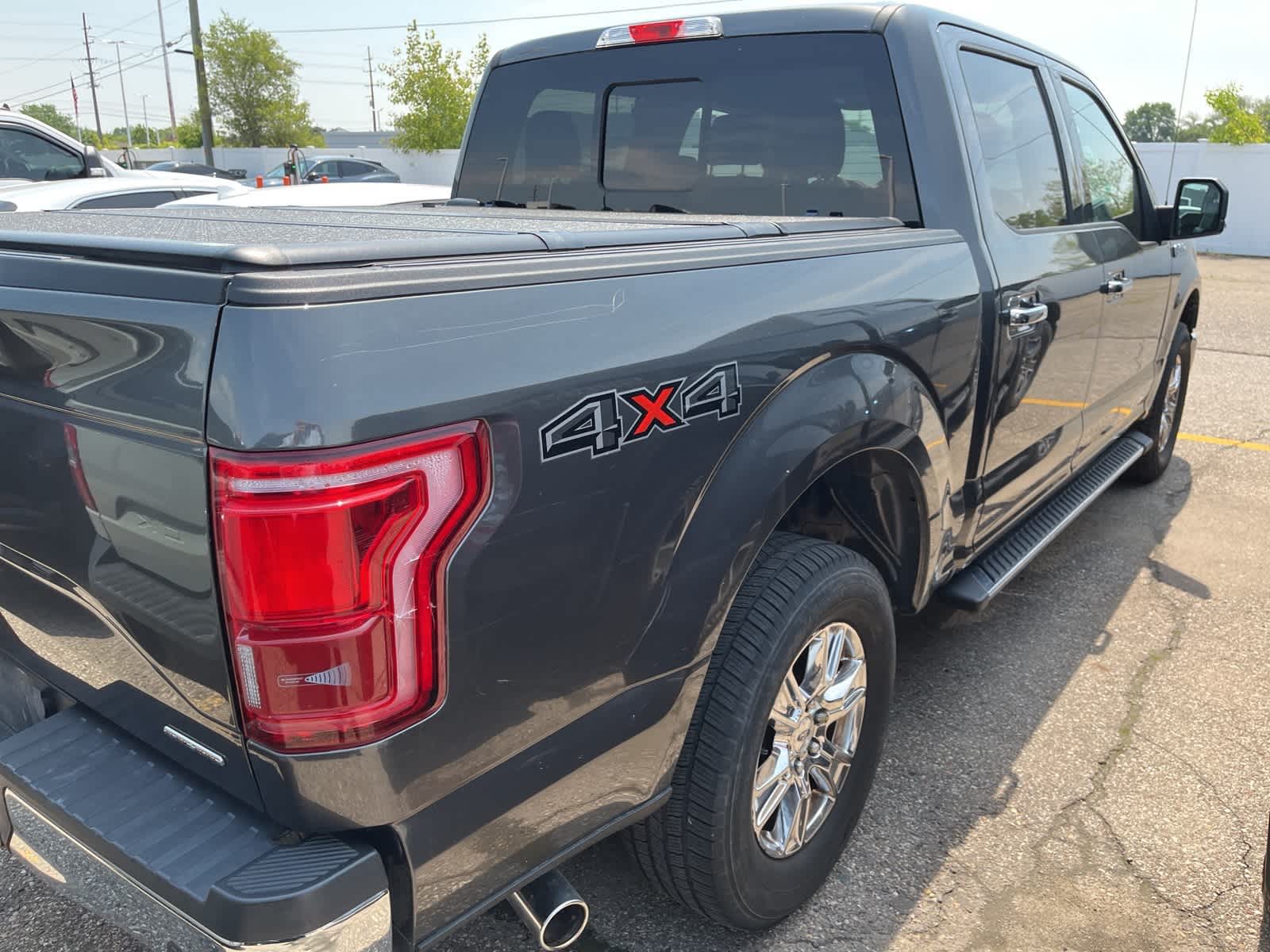 2015 Ford F-150 XLT 15