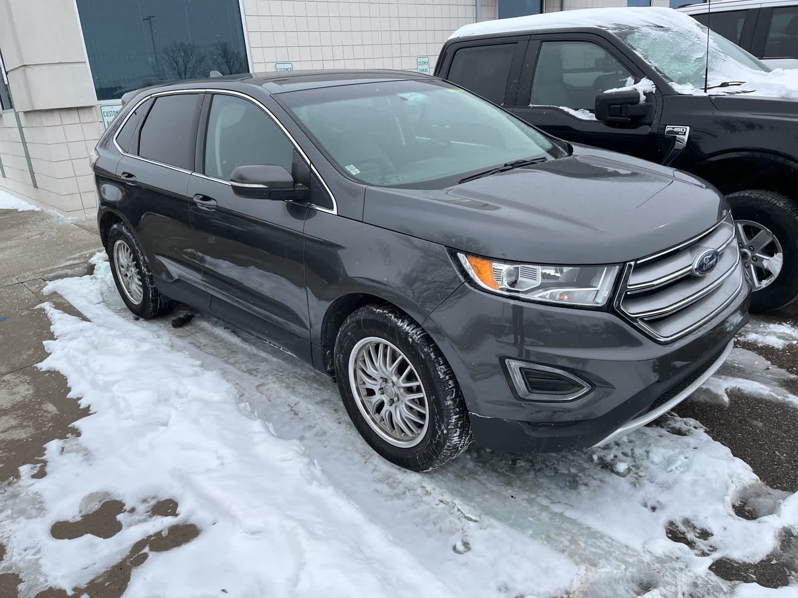Thumbnail: 2015 Ford Edge - 17