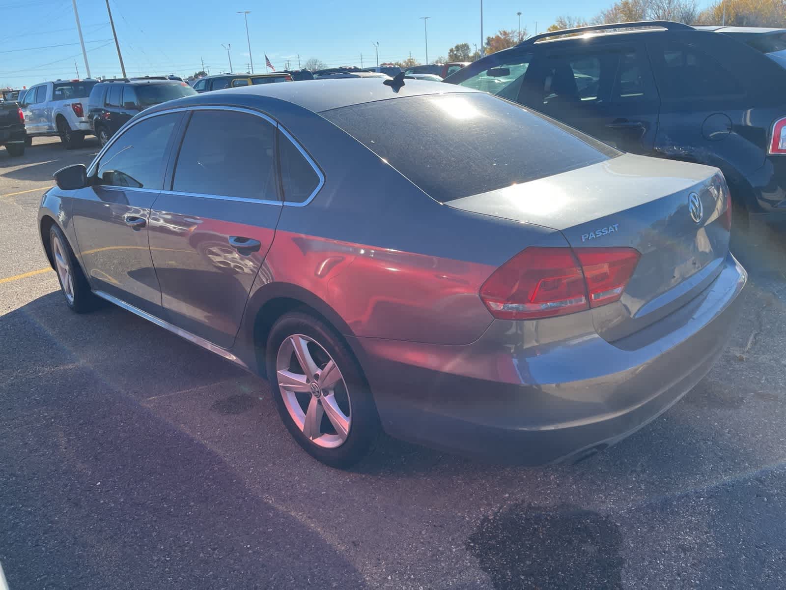 Thumbnail: 2013 Volkswagen Passat - 11