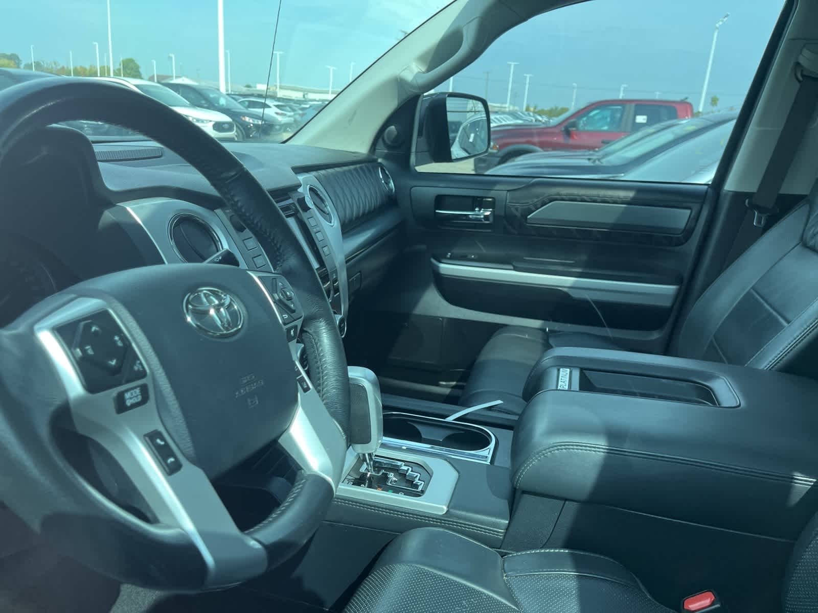 Thumbnail: 2019 Toyota Tundra - 29