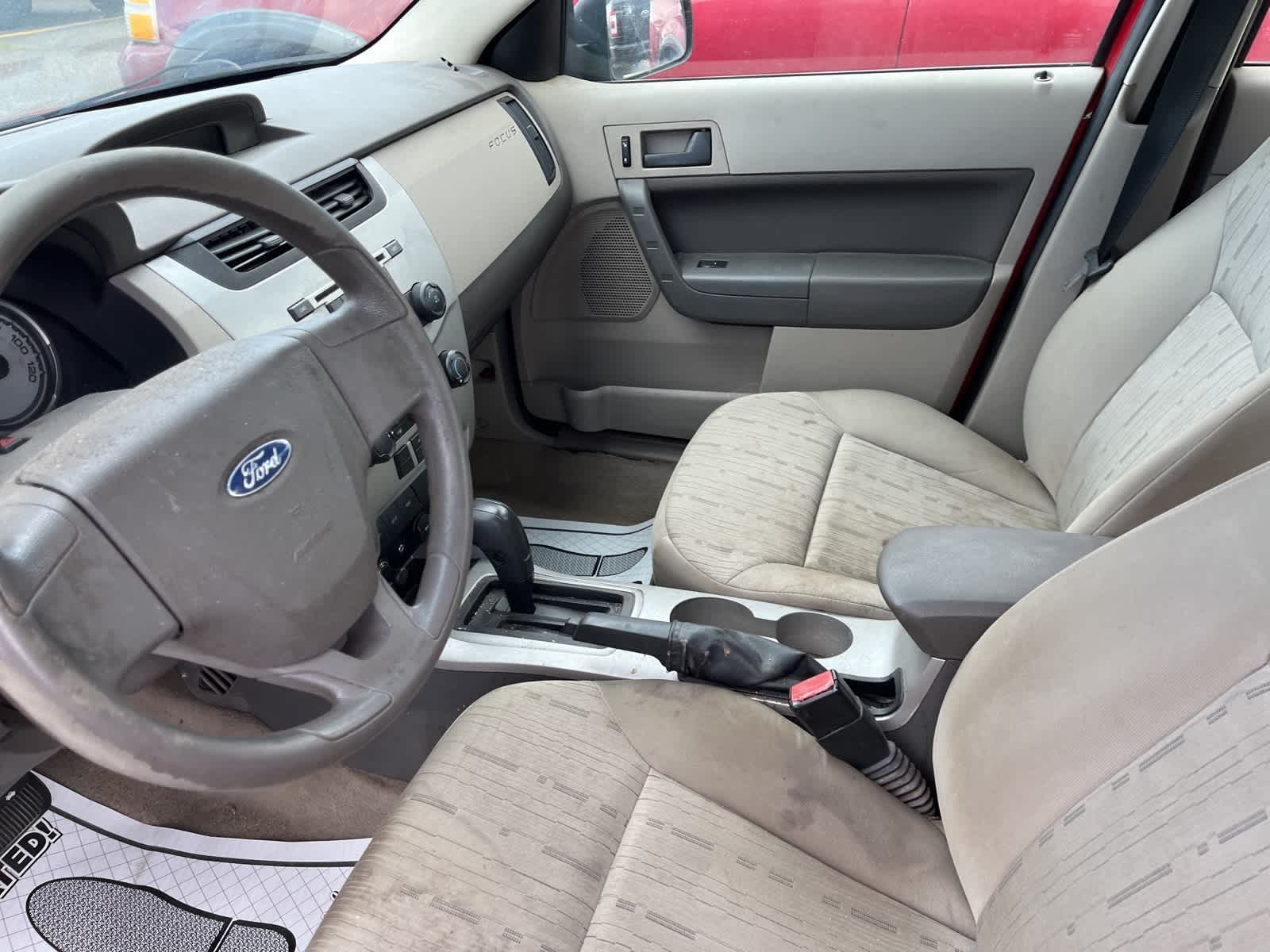 Thumbnail: 2008 Ford Focus - 24