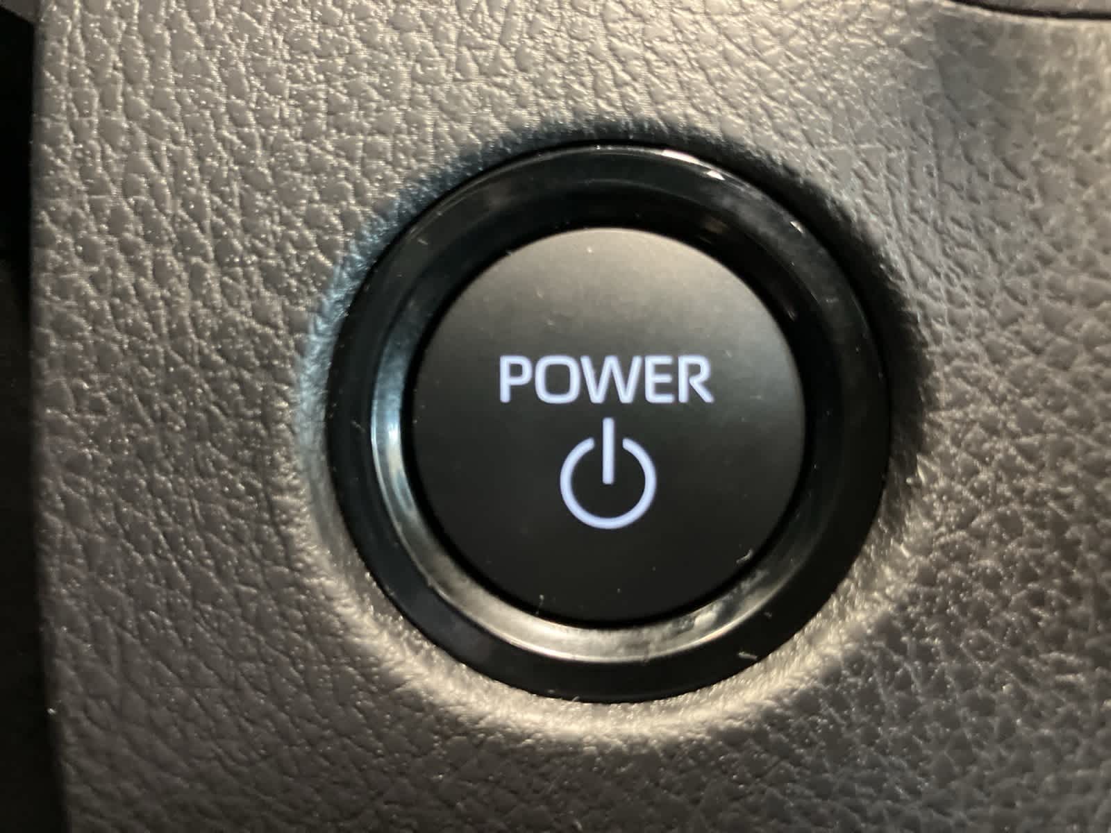 Thumbnail: 2025 Toyota Camry - 17