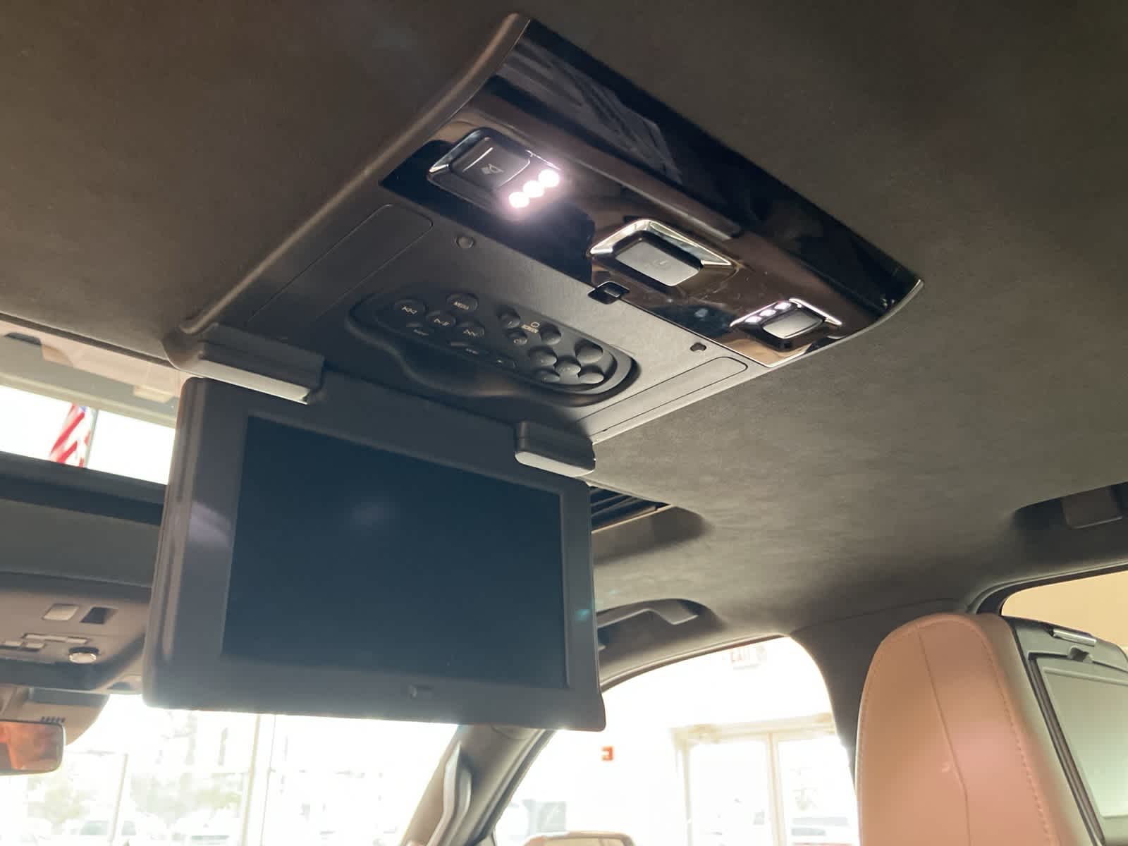 Thumbnail: 2019 Cadillac Escalade - 30