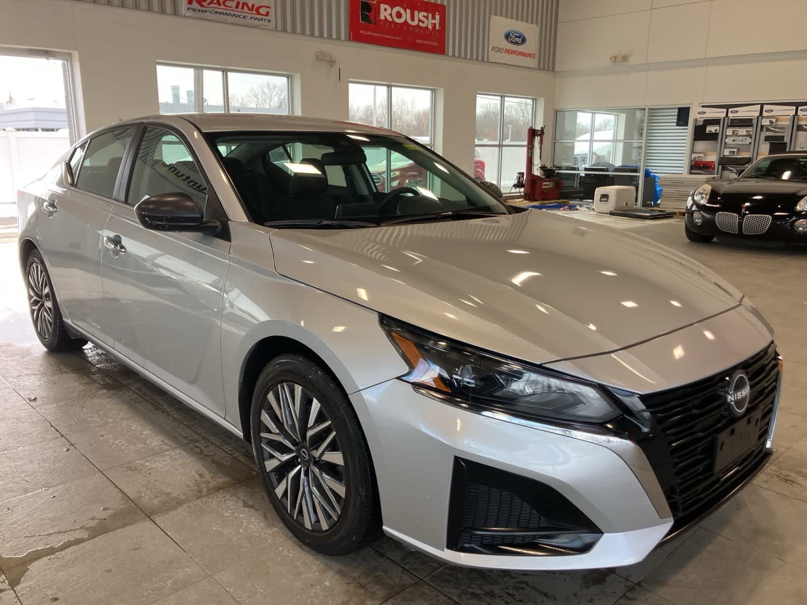 Thumbnail: 2024 Nissan Altima - 3