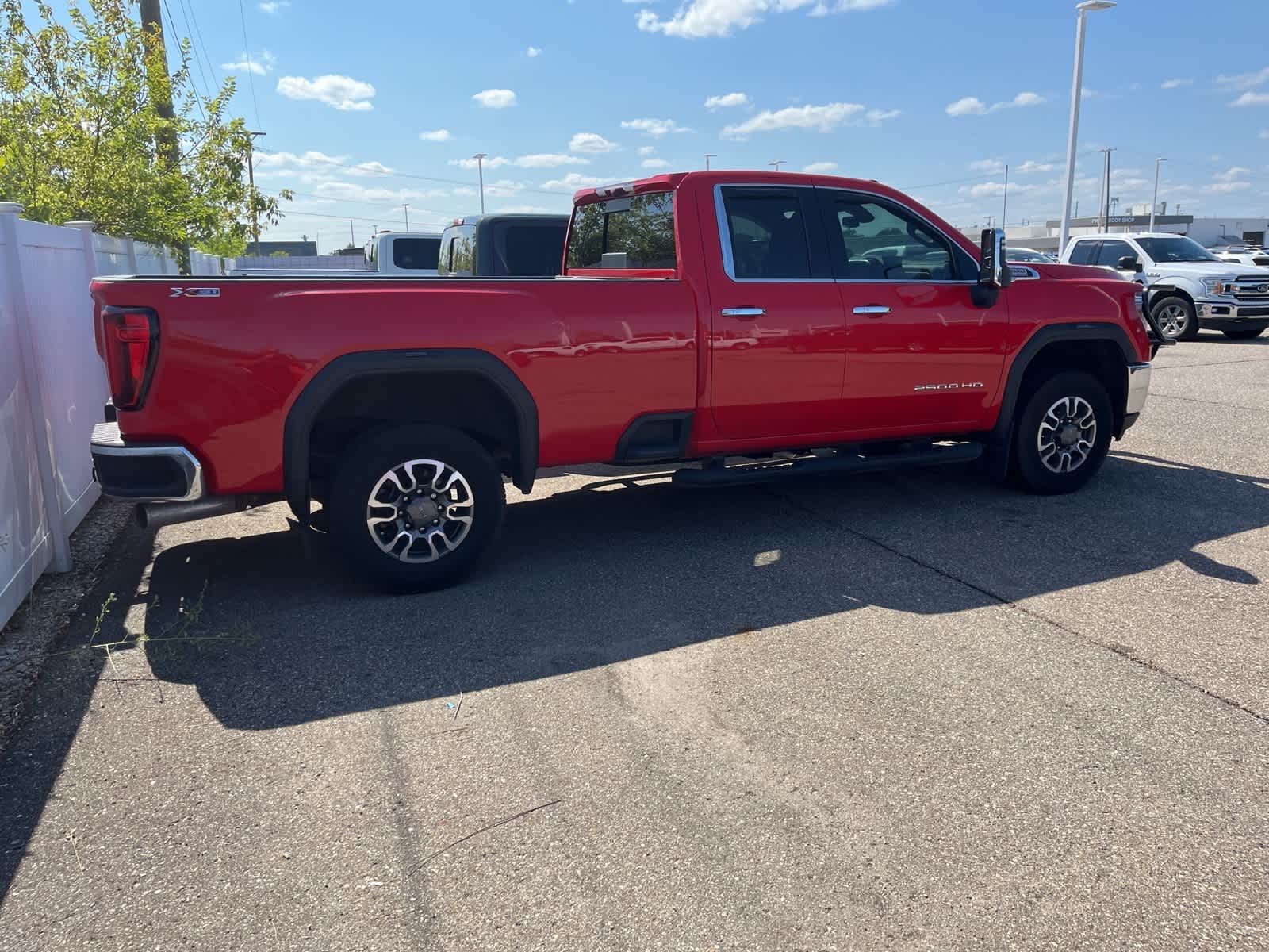 Thumbnail: 2022 GMC Sierra 2500 - 16