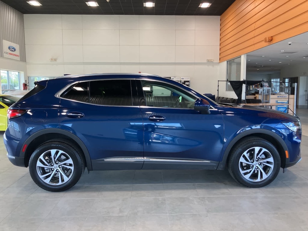 Used 2022 Buick Envision Essence SUV