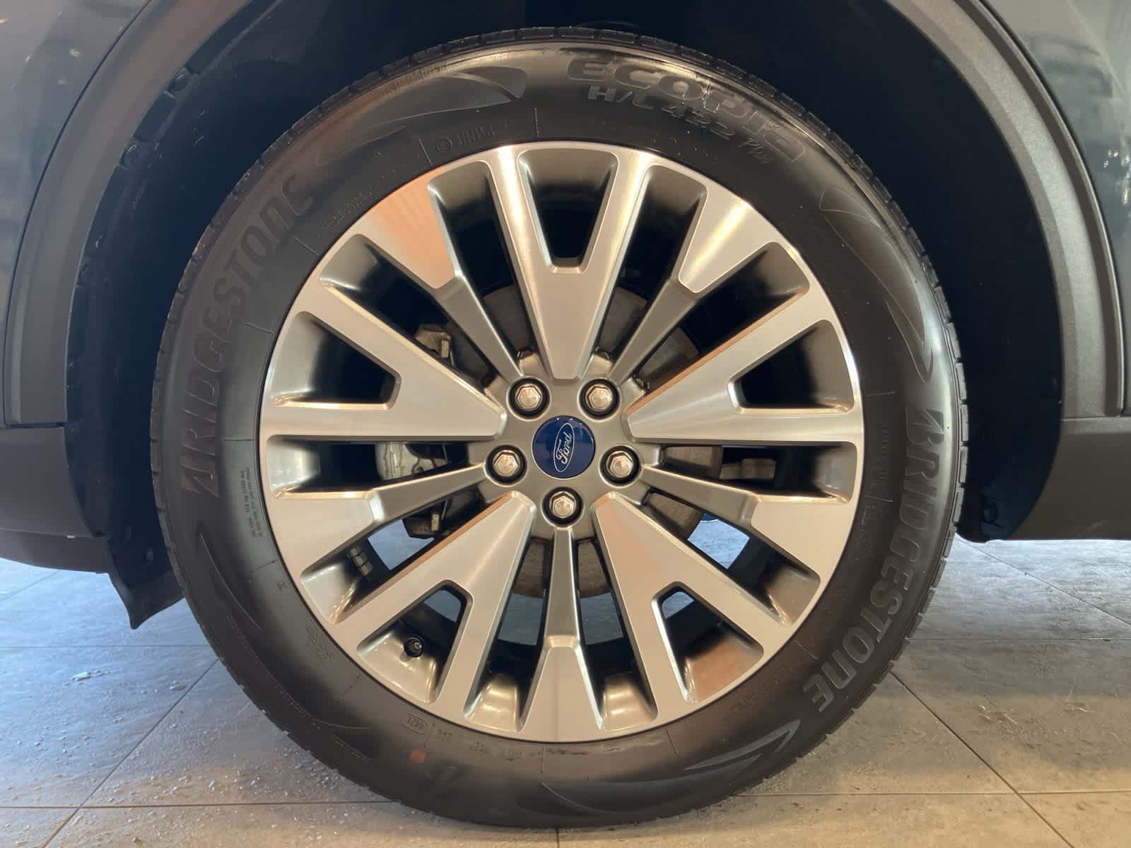 Thumbnail: 2022 Ford Escape - 9